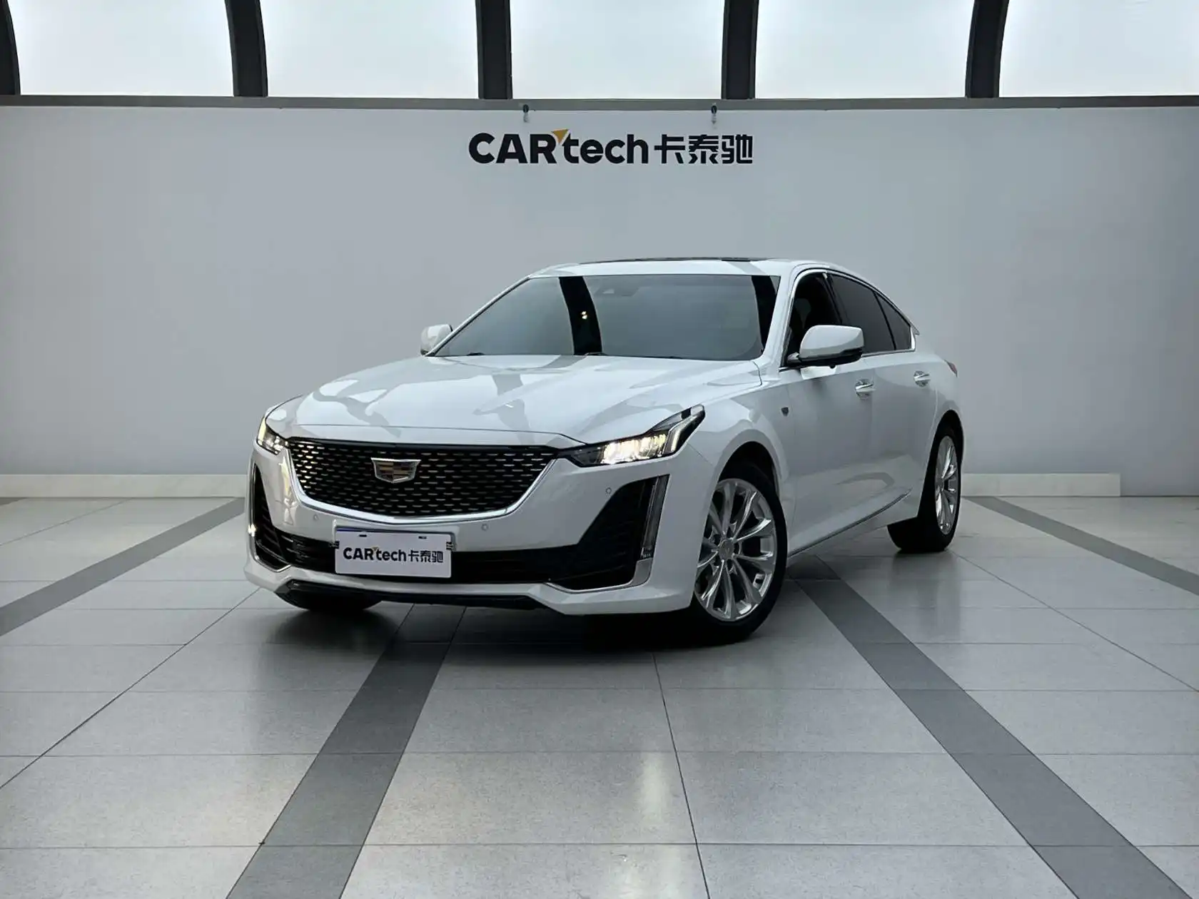 Cadillac CT5