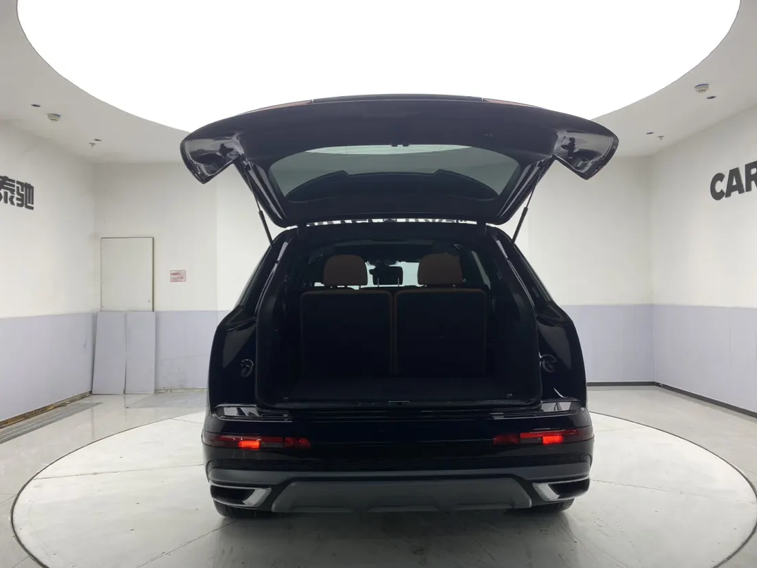 Audi Q7 55 TFSI, 2020 29
