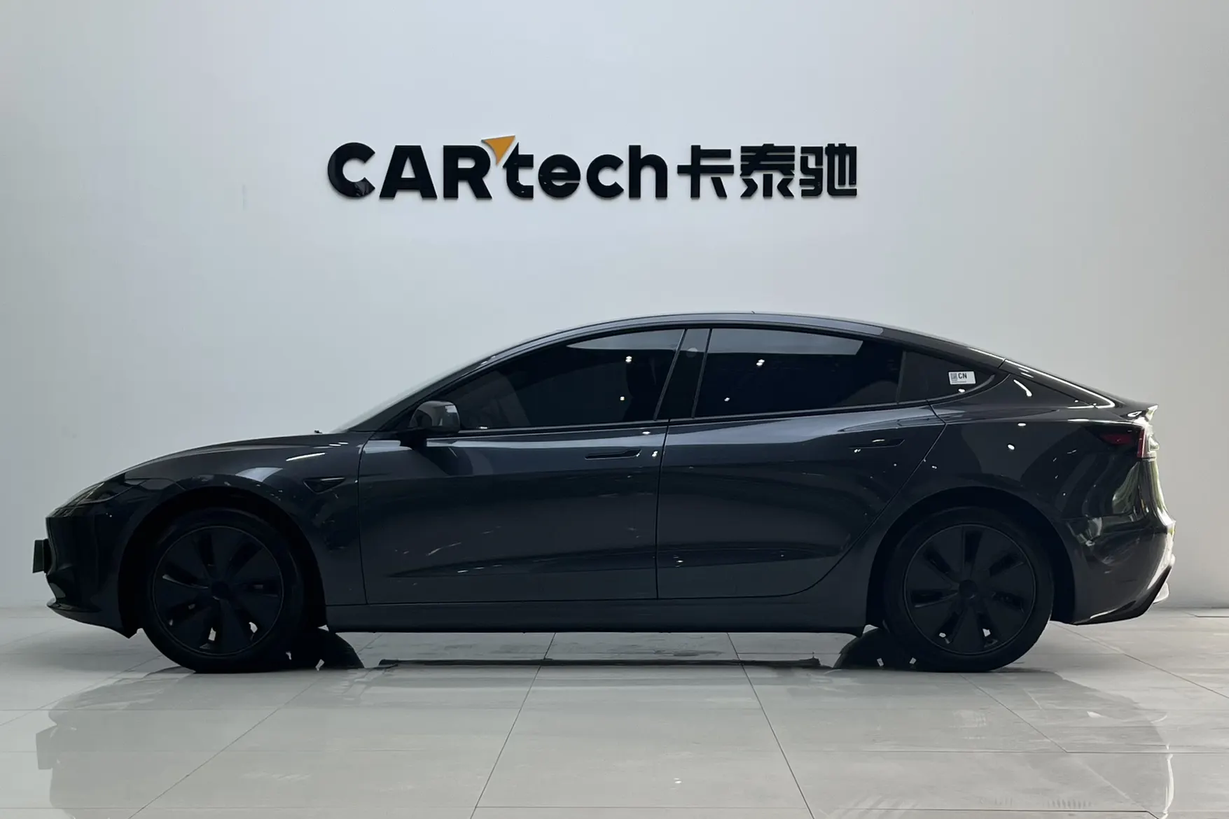 Tesla Model 3, 2024 все фото