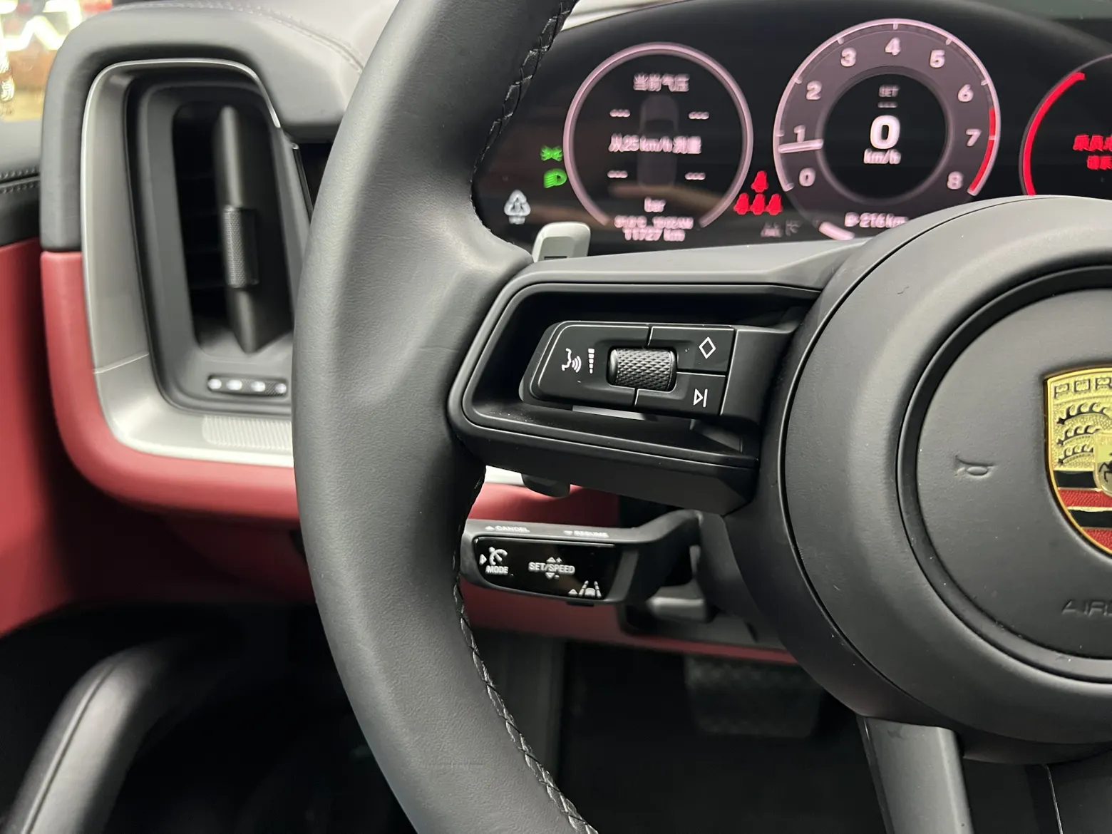 Porsche Cayenne, 2025 14