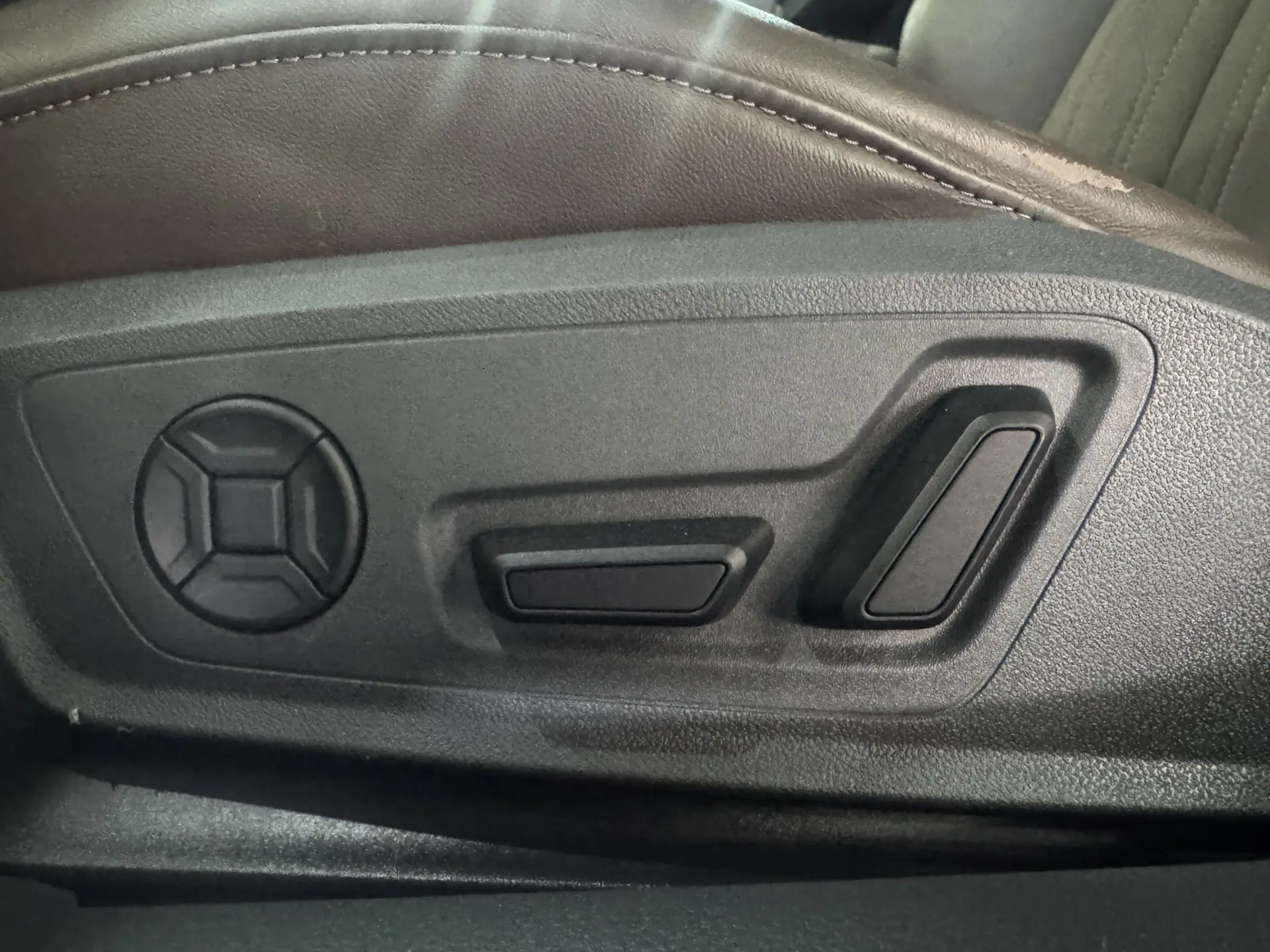 Audi A7L 45 TFSI, 2024 12