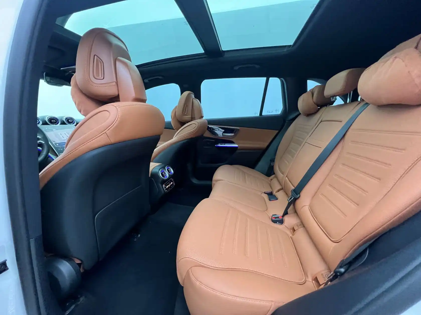 Mercedes-Benz GLC 300 L, 2025 12