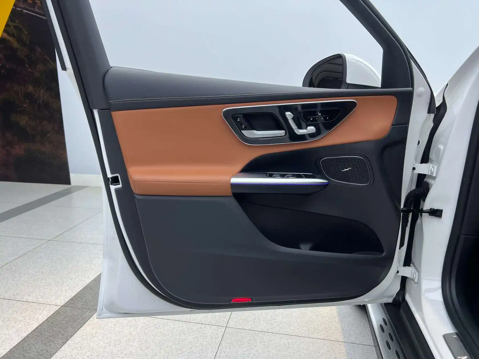 Mercedes-Benz GLC 300 L, 2025 10