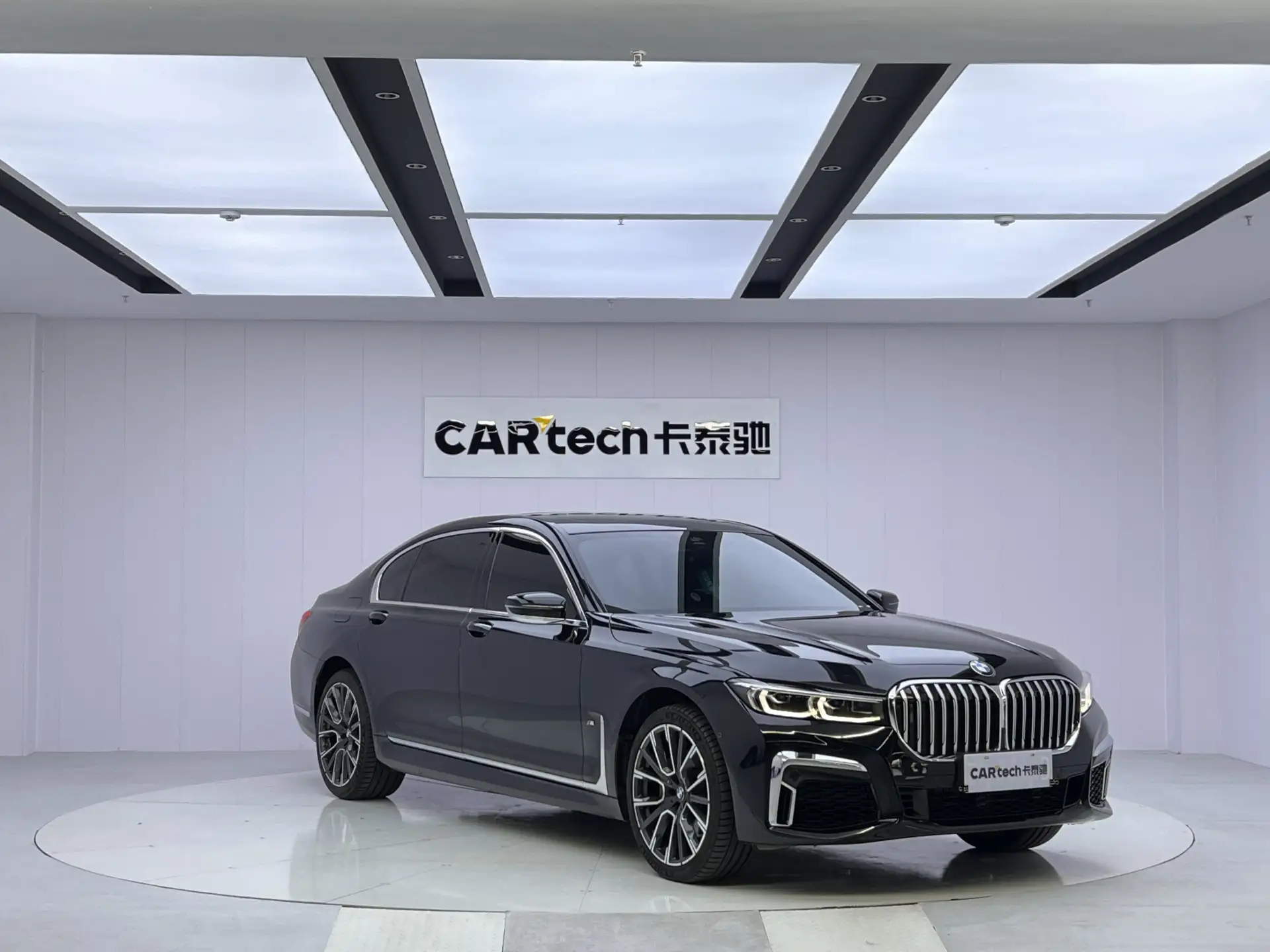BMW 740Li, 2021 2