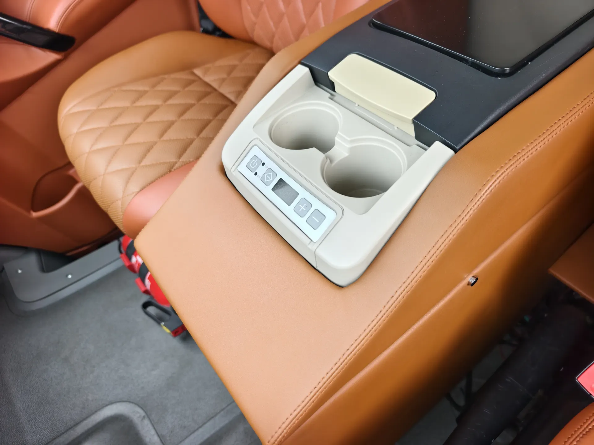 Mercedes-Benz Sprinter, 2019 19