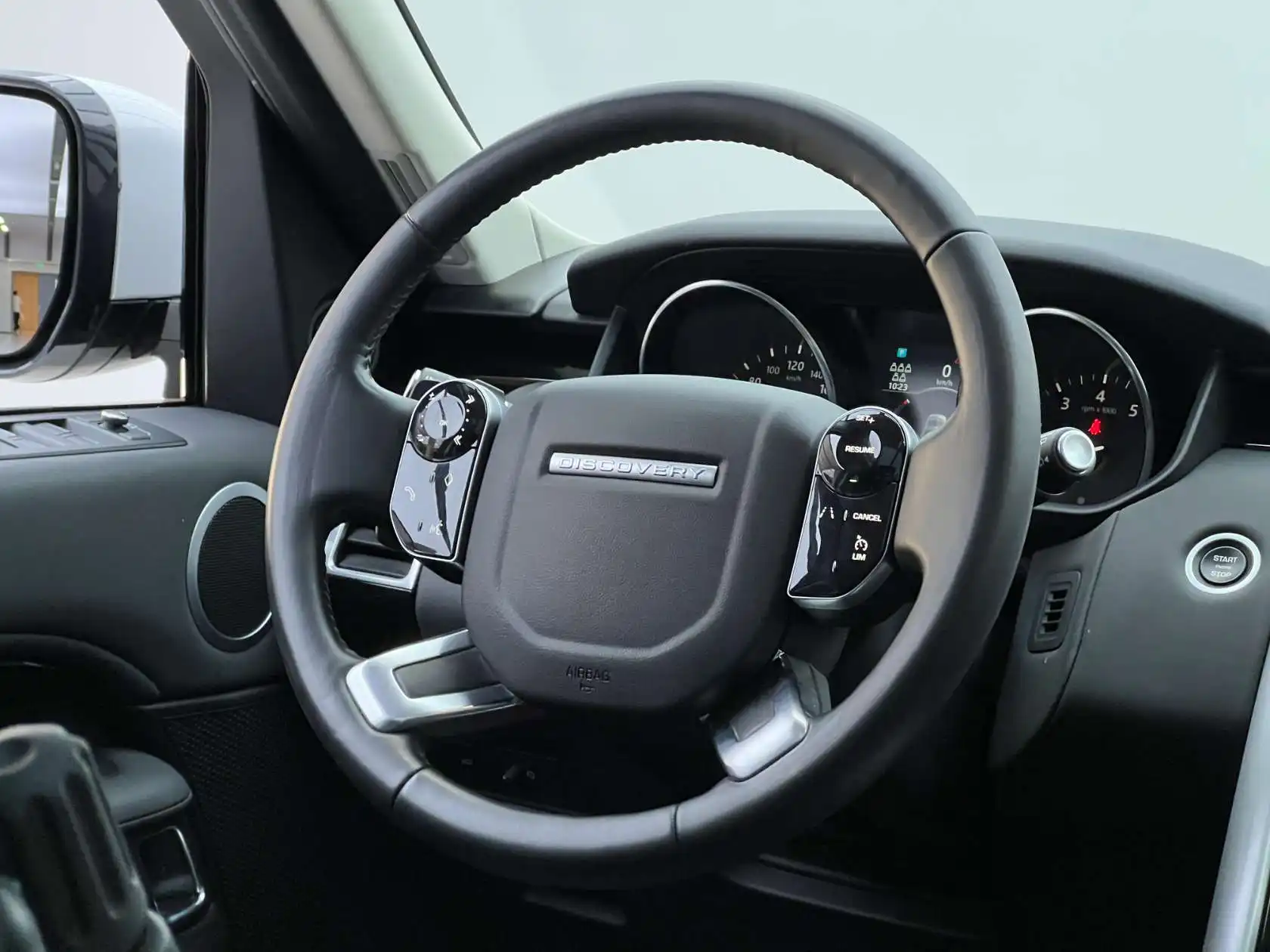Land Rover Discovery, 2019 24