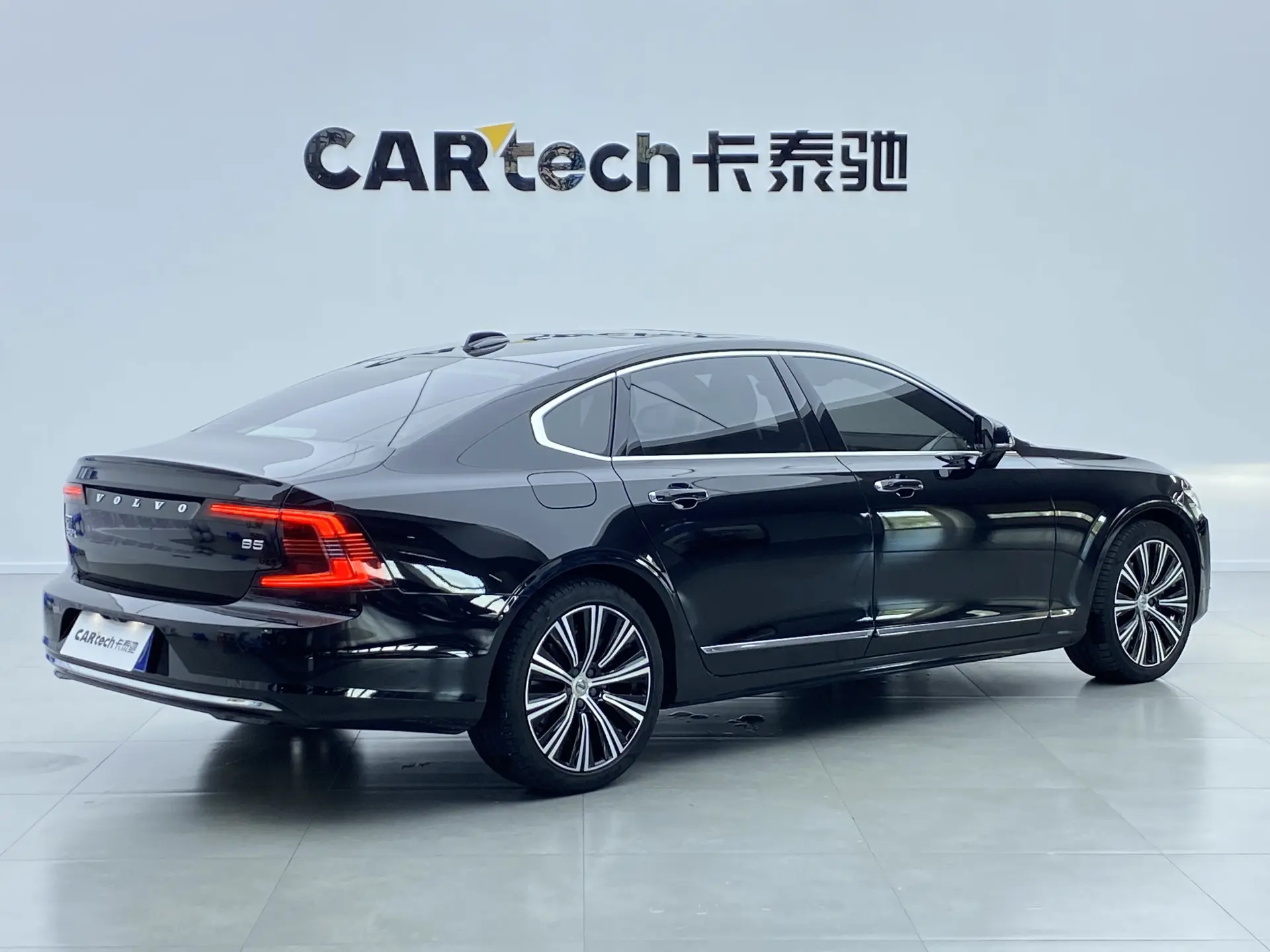 Volvo S90, 2022 3