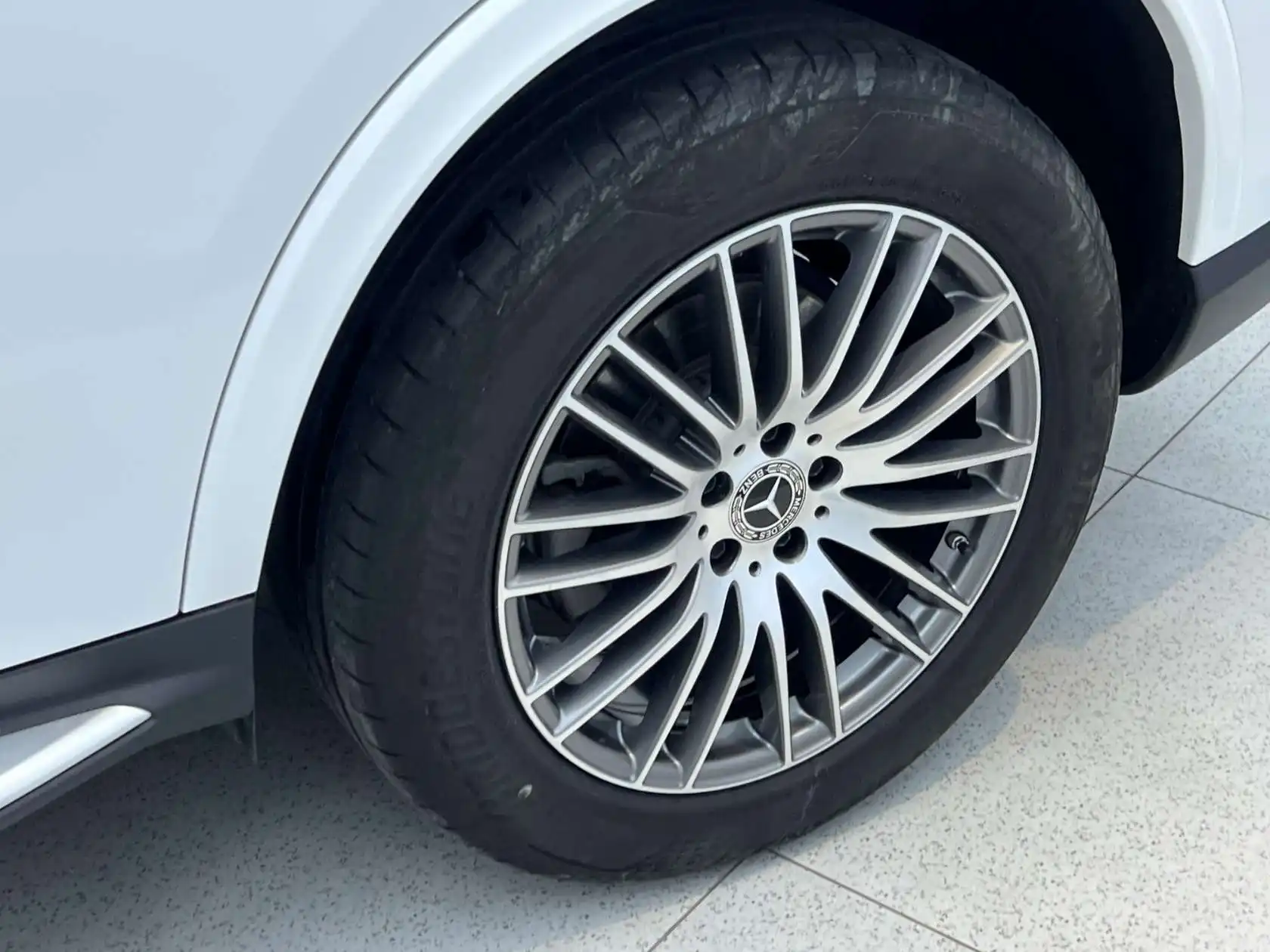 Mercedes-Benz GLC 300 L, 2023 31