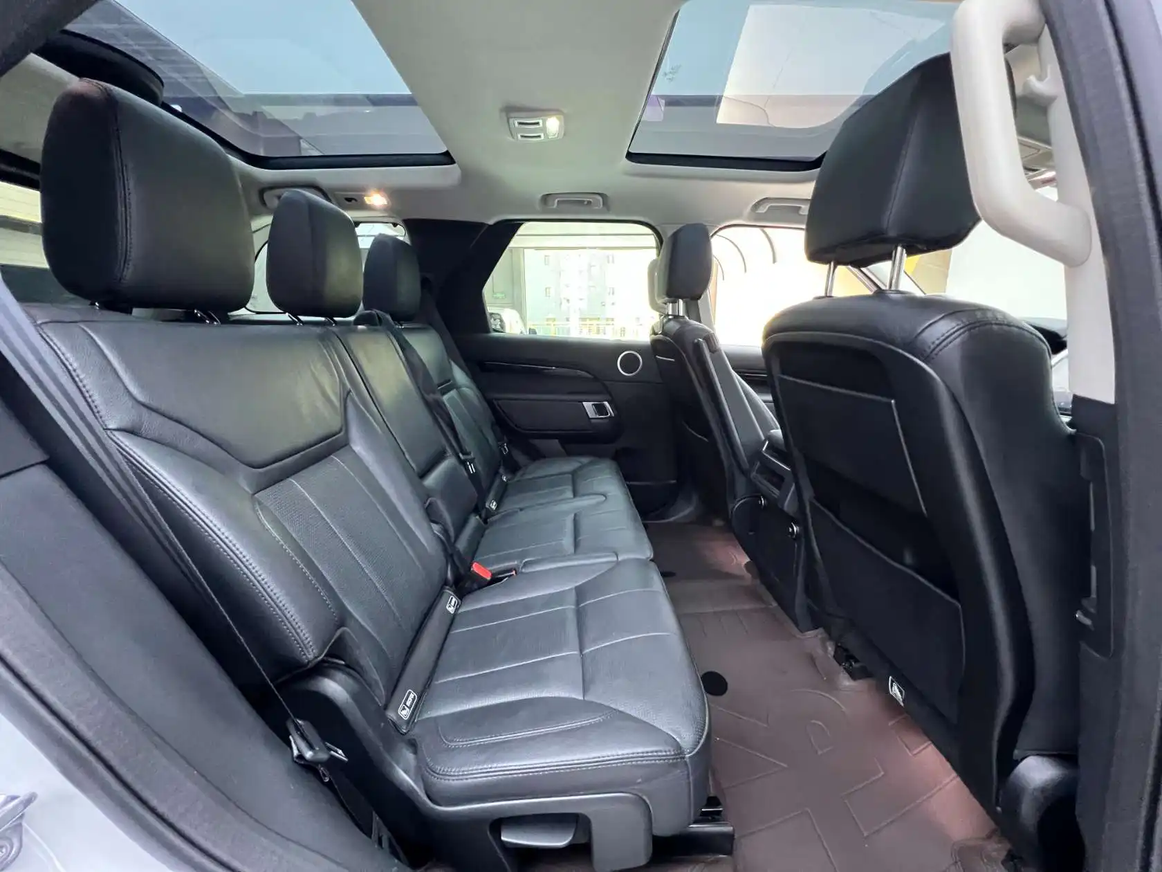 Land Rover Discovery, 2019 16