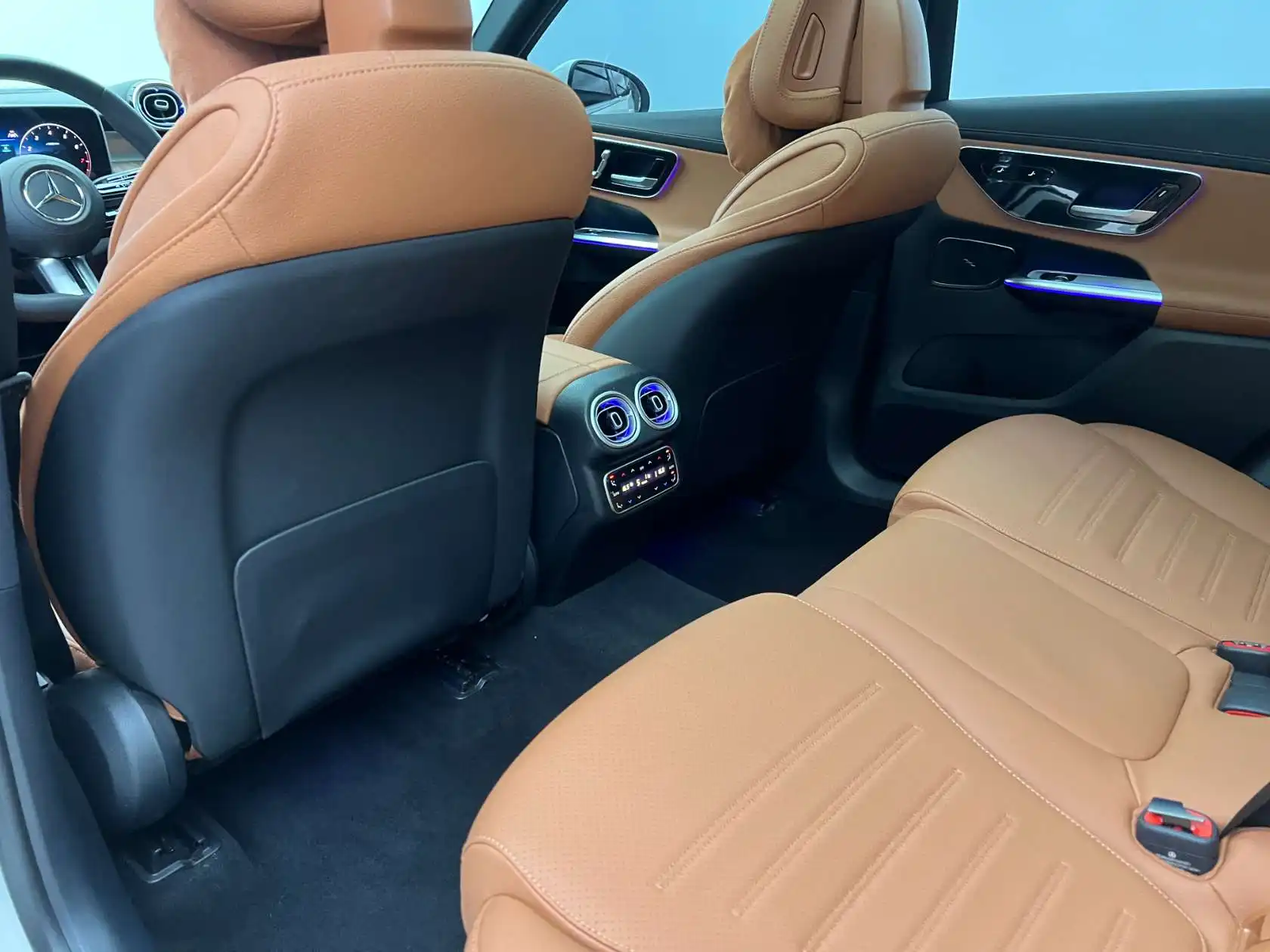 Mercedes-Benz GLC 300 L, 2025 13