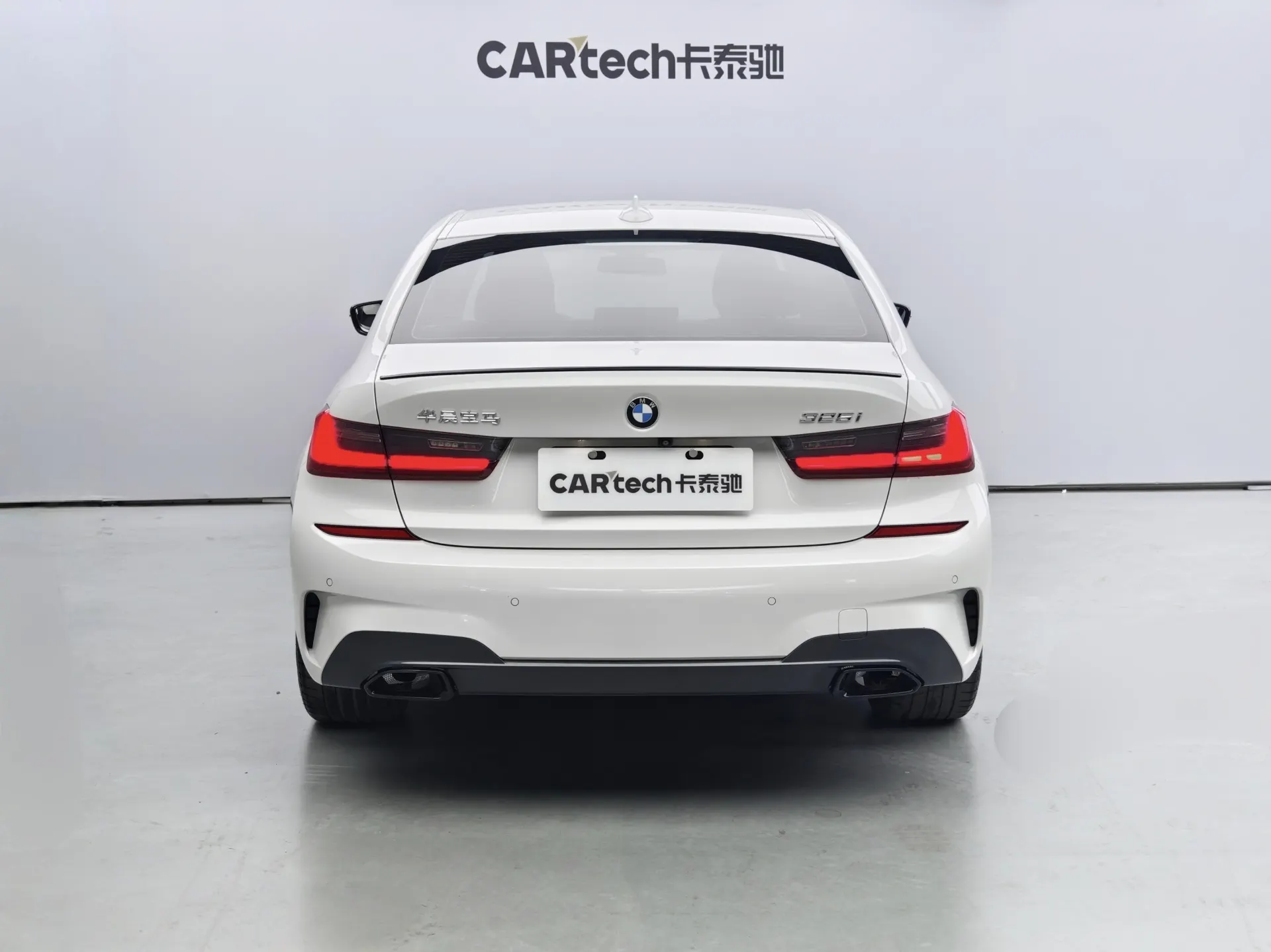 BMW 325i, 2020 4