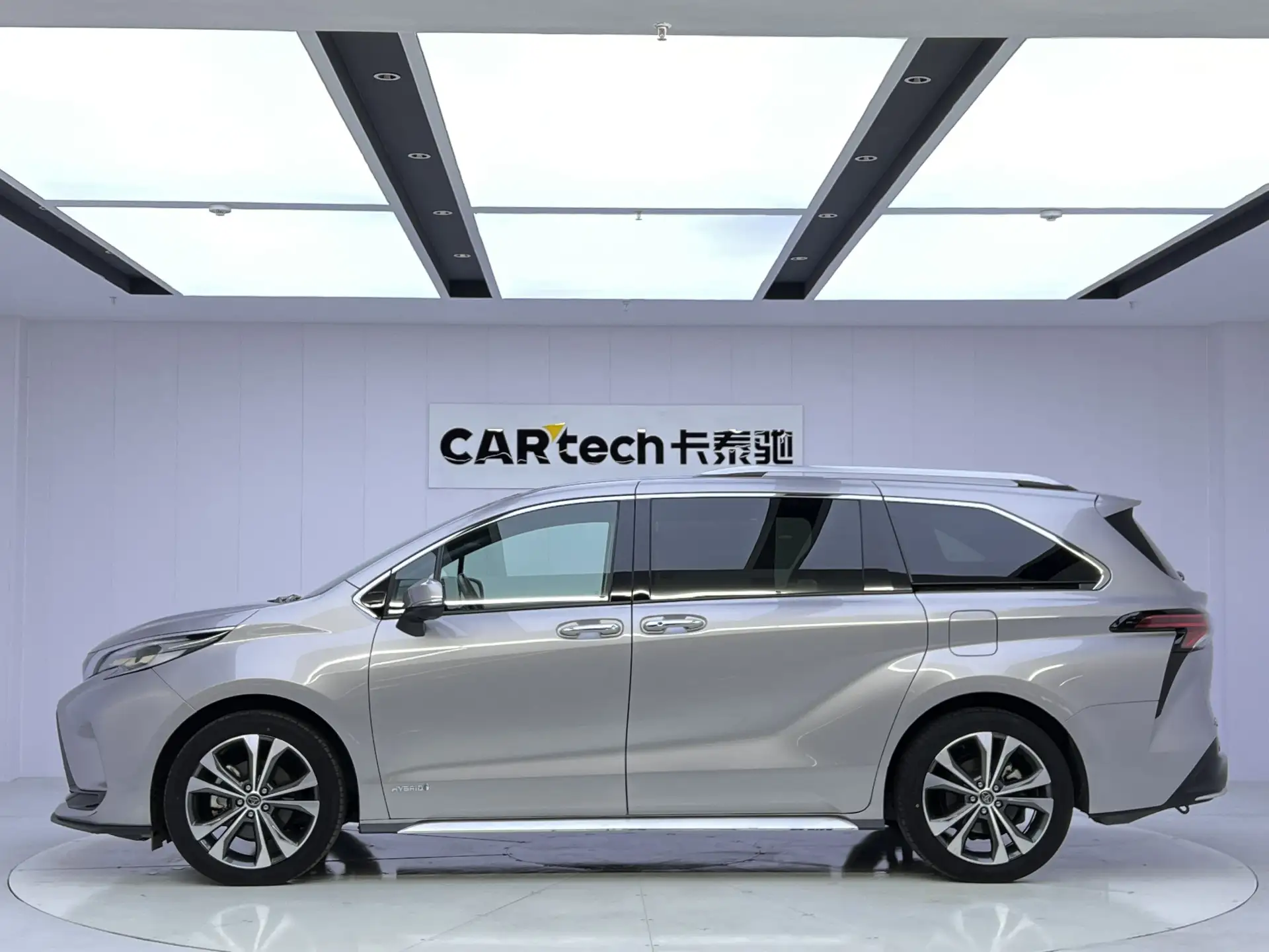 Toyota Granvia, 2024 8