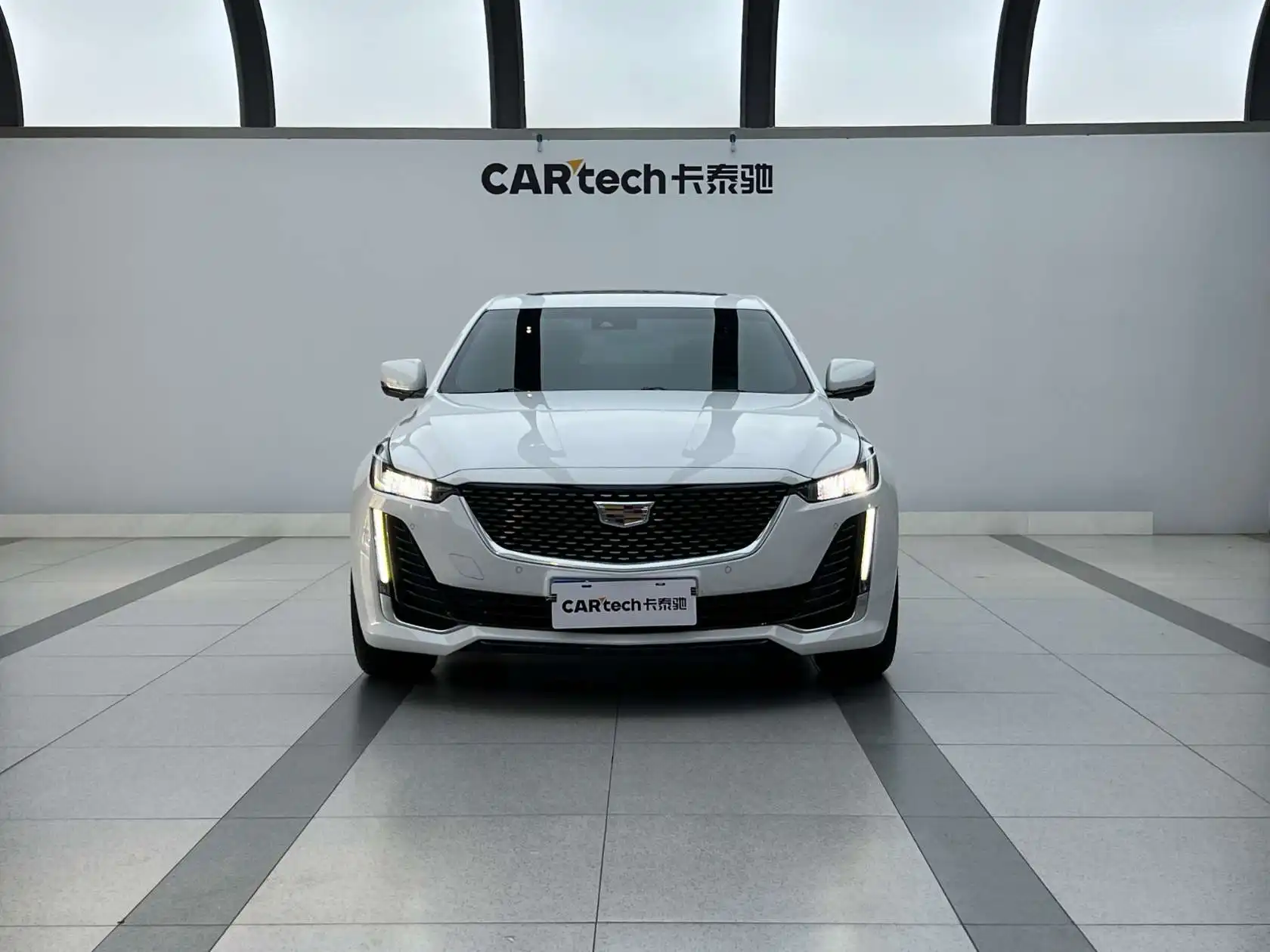 Cadillac CT5, 2023 2