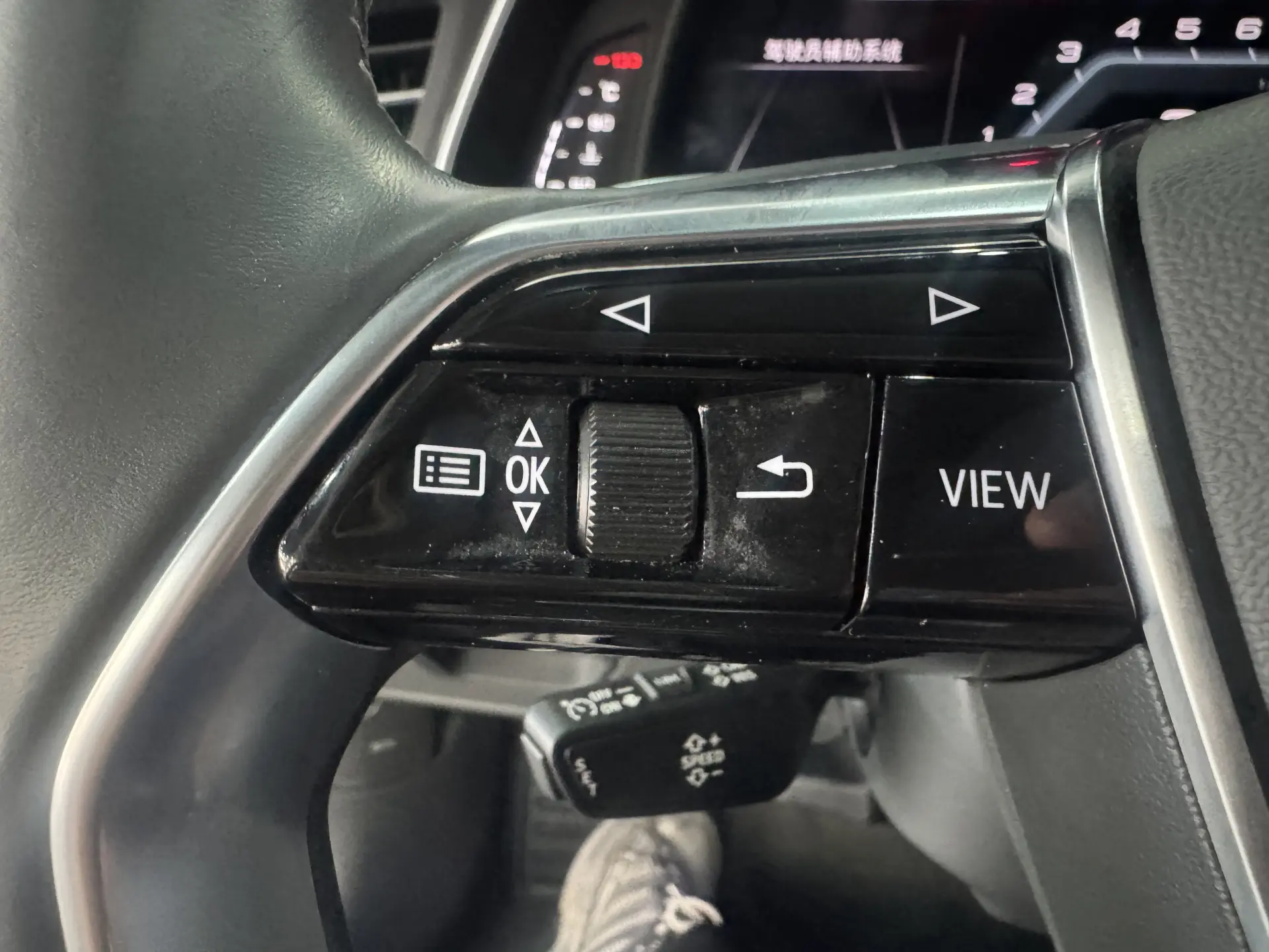 Audi A7L 45 TFSI, 2024 15