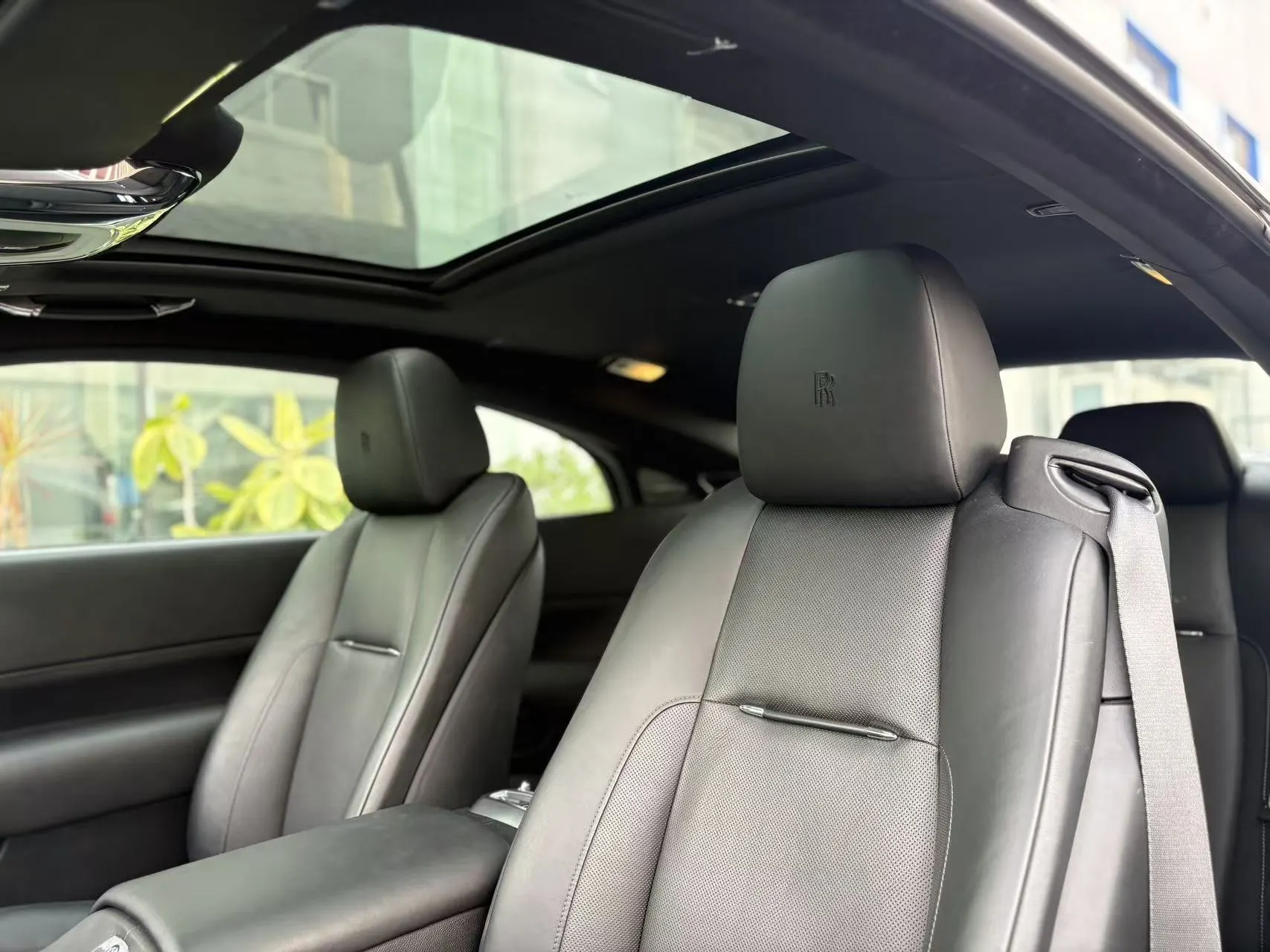 Rolls-Royce Wraith, 2015 11