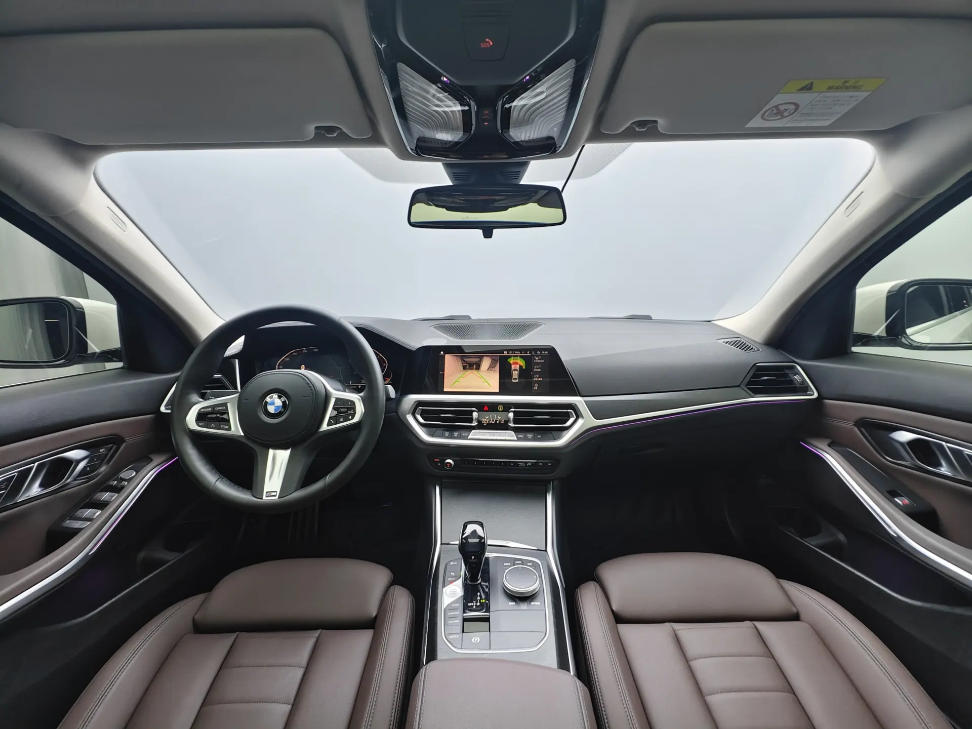 BMW 325i, 2020 7