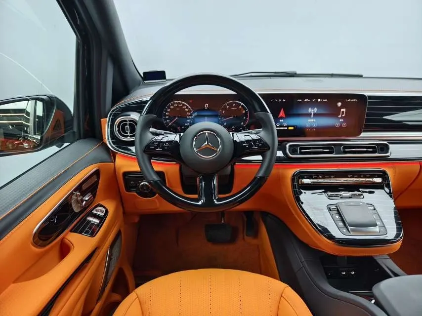 Mercedes-Benz Vito, 2023 6