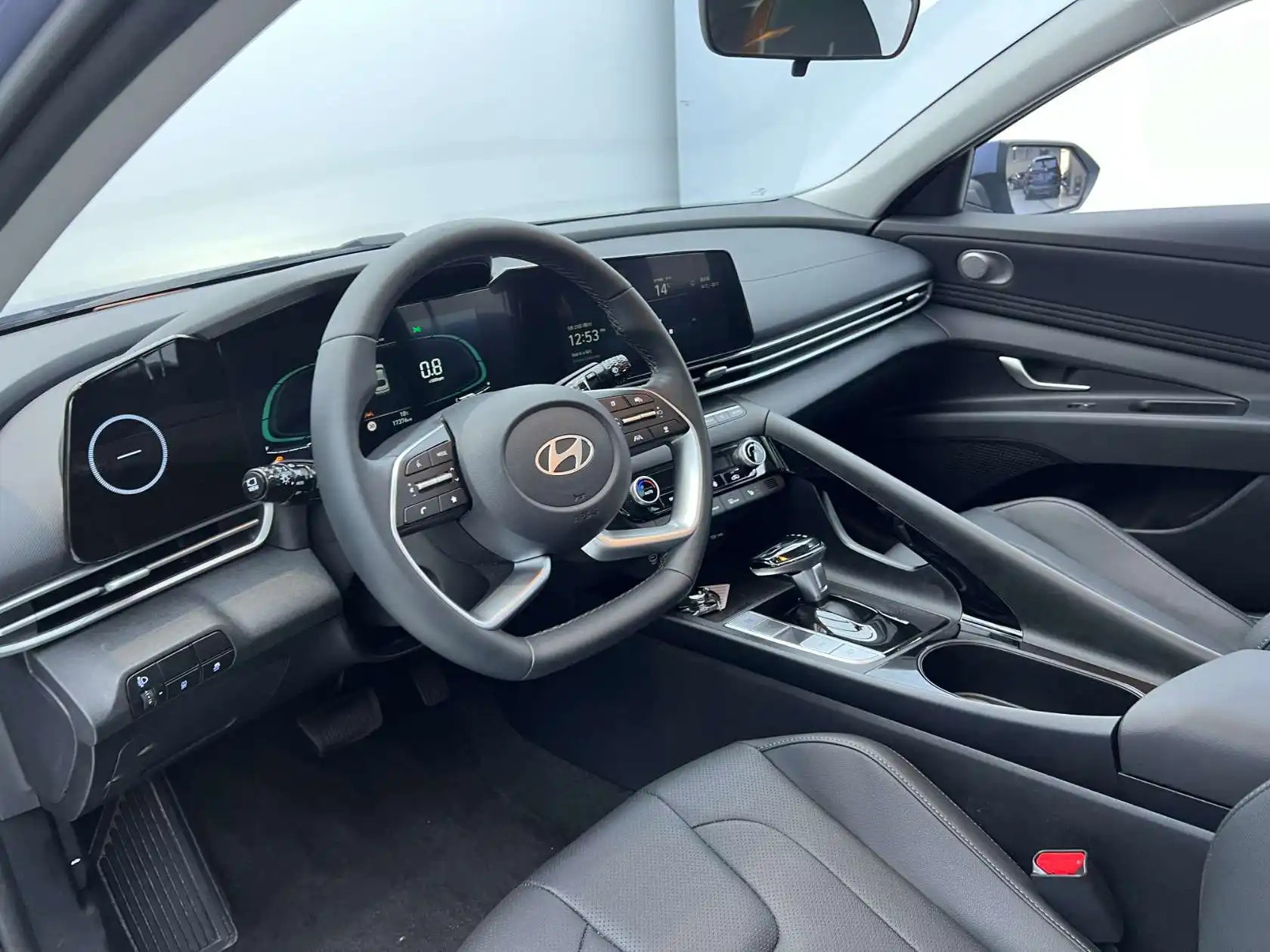 Hyundai Elantra, 2024 7