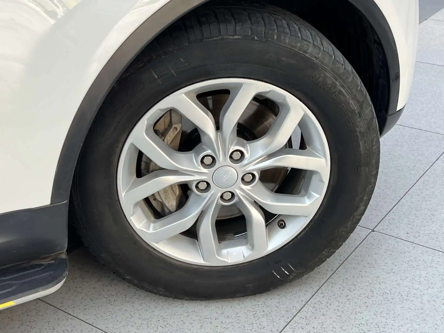 Land Rover Discovery, 2019 32