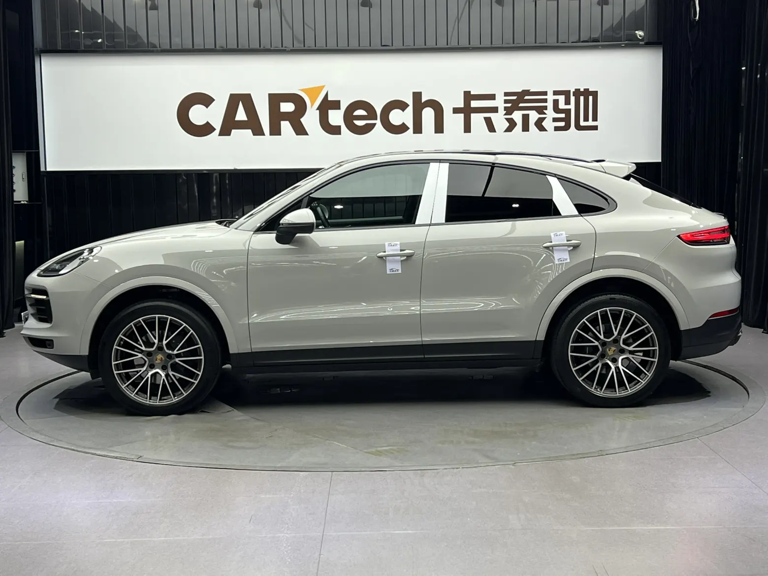 Porsche Cayenne, 2022 8