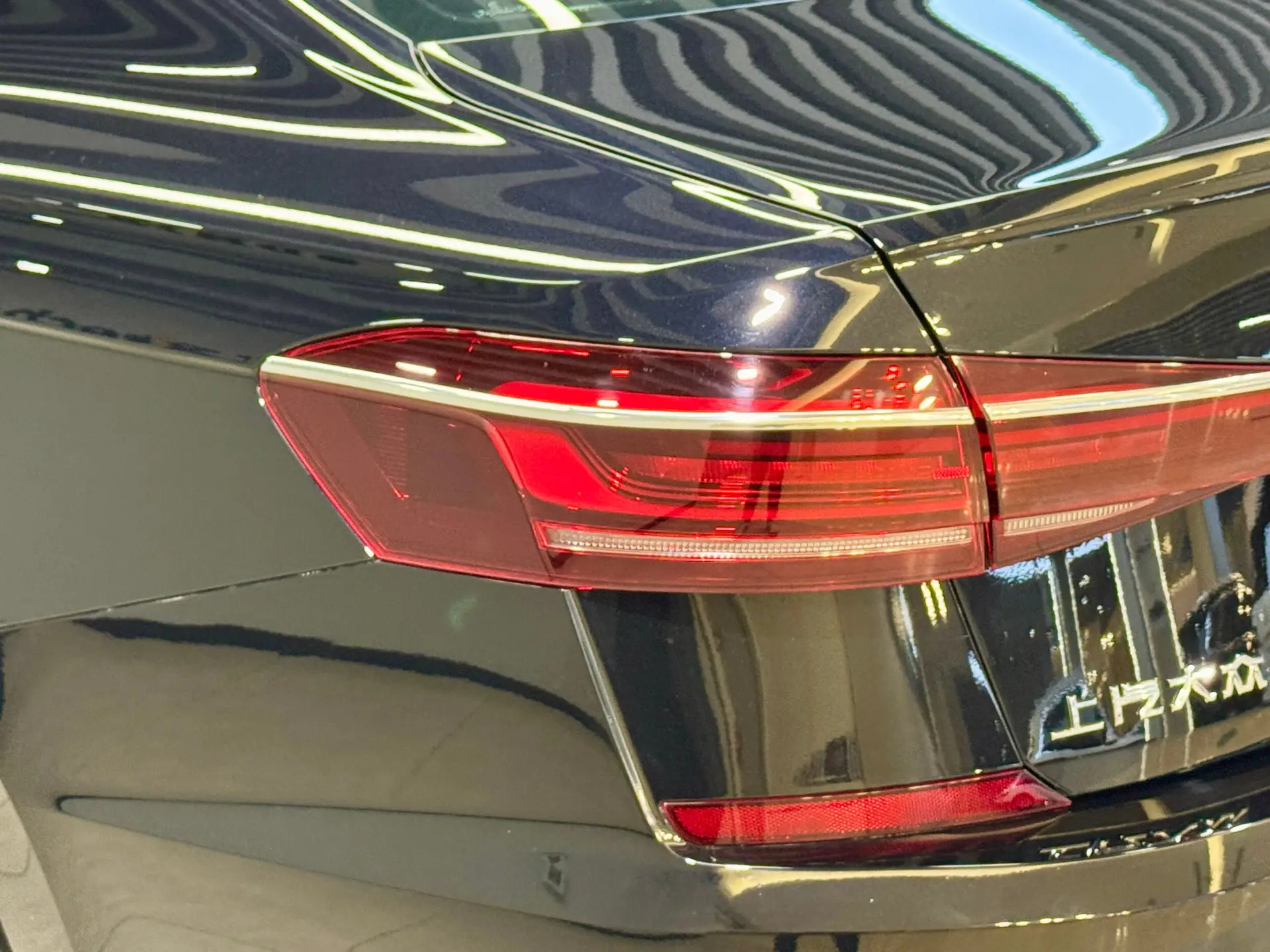Volkswagen Passat, 2025 11