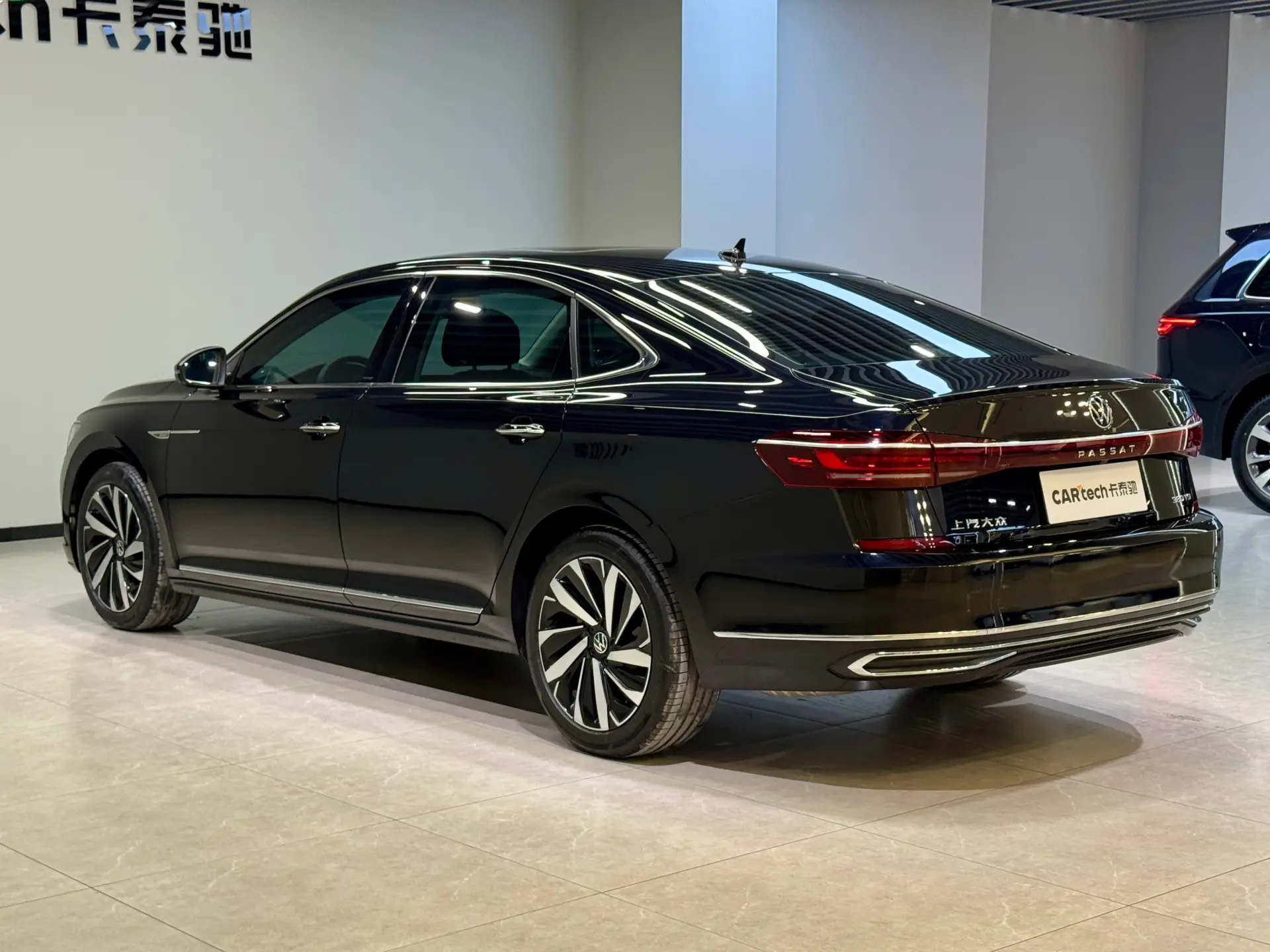 Volkswagen Passat, 2025 4