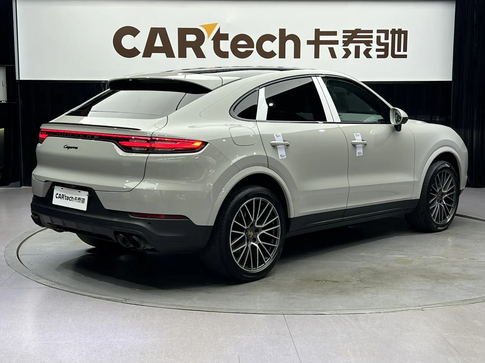 Porsche Cayenne, 2022 все фото