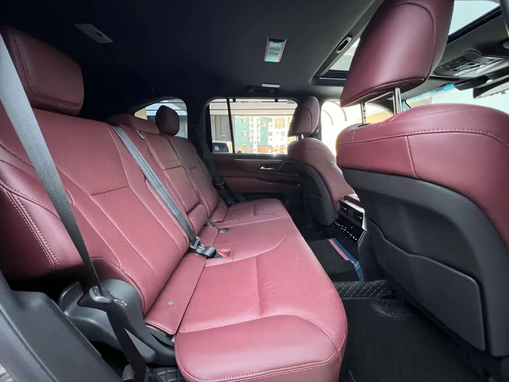 Lexus LX 600, 2026 19
