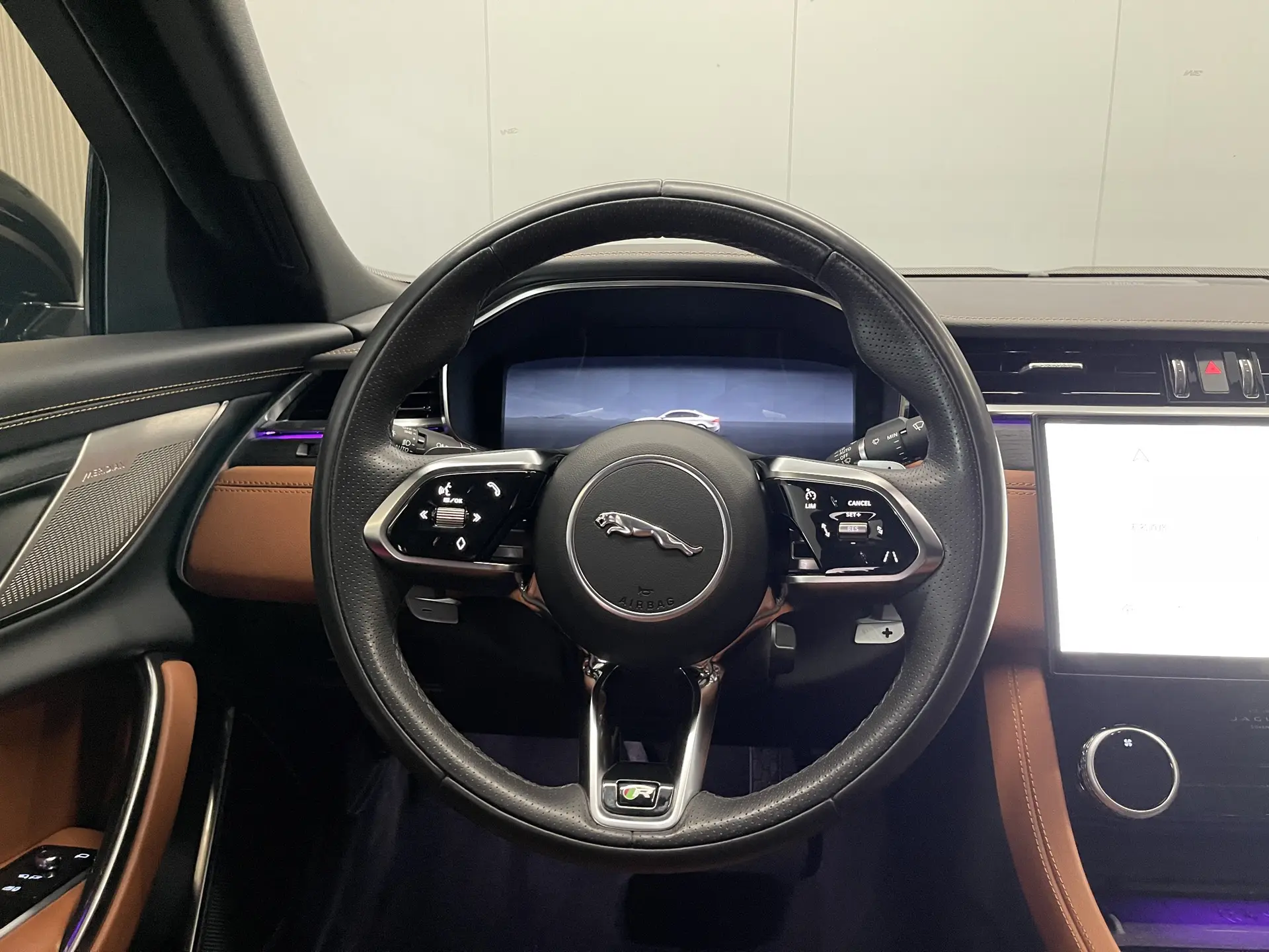 Jaguar XFL, 2024 16