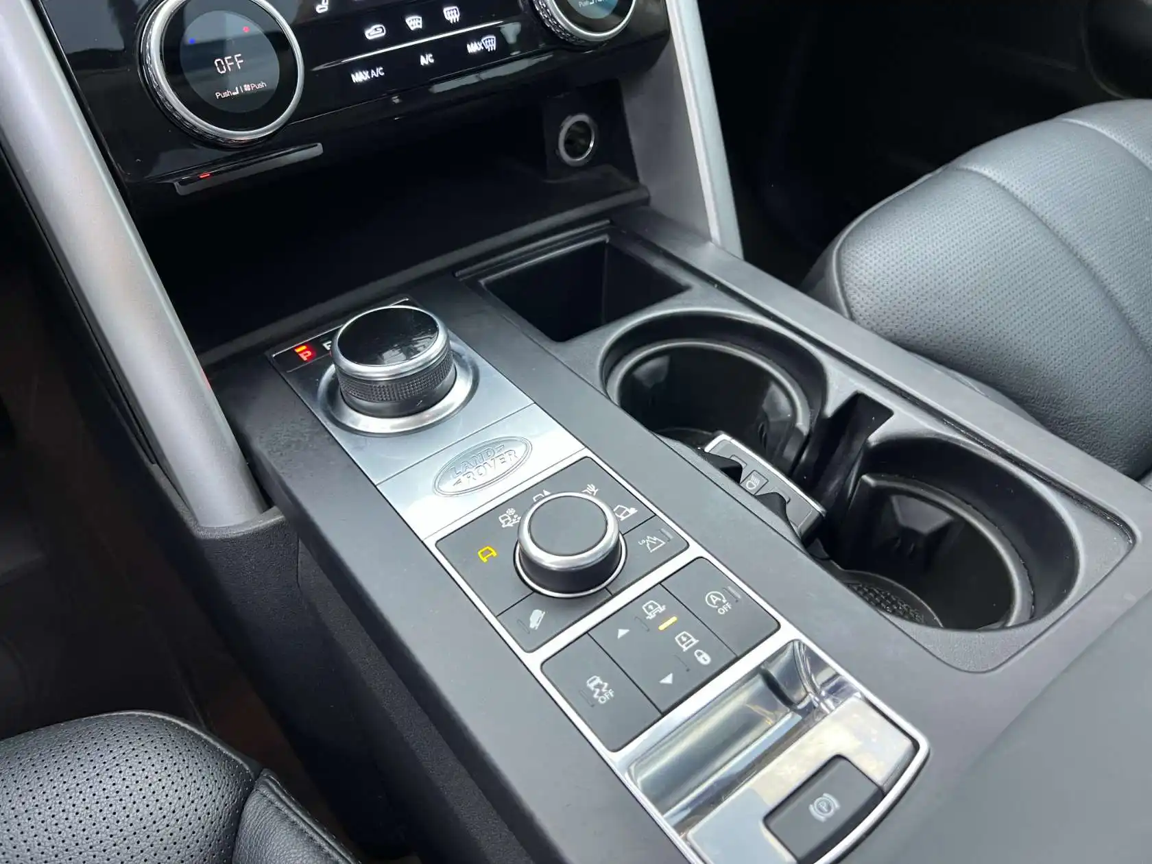 Land Rover Discovery, 2019 10