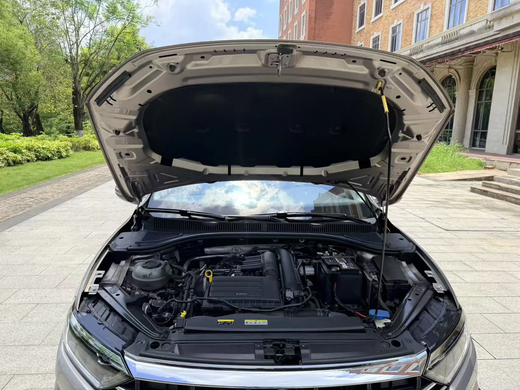 Volkswagen Sagitar, 2020 13