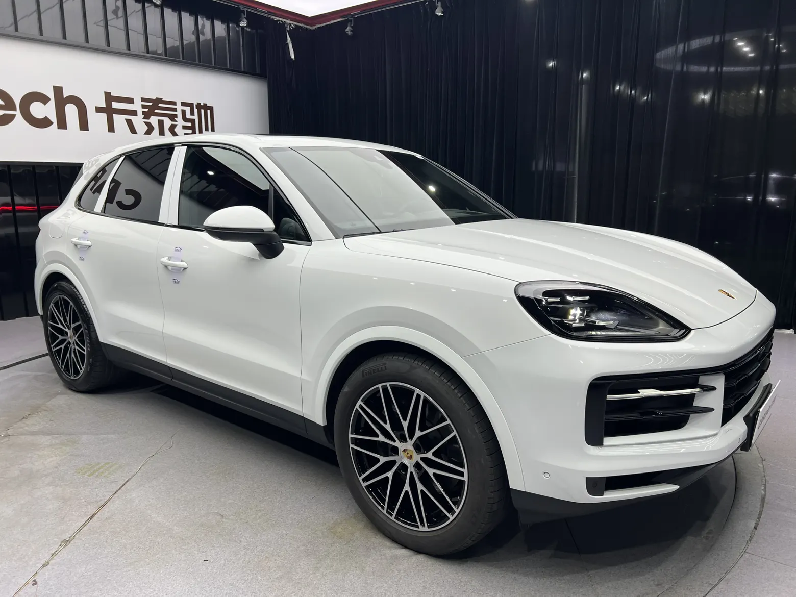 Porsche Cayenne, 2024 11