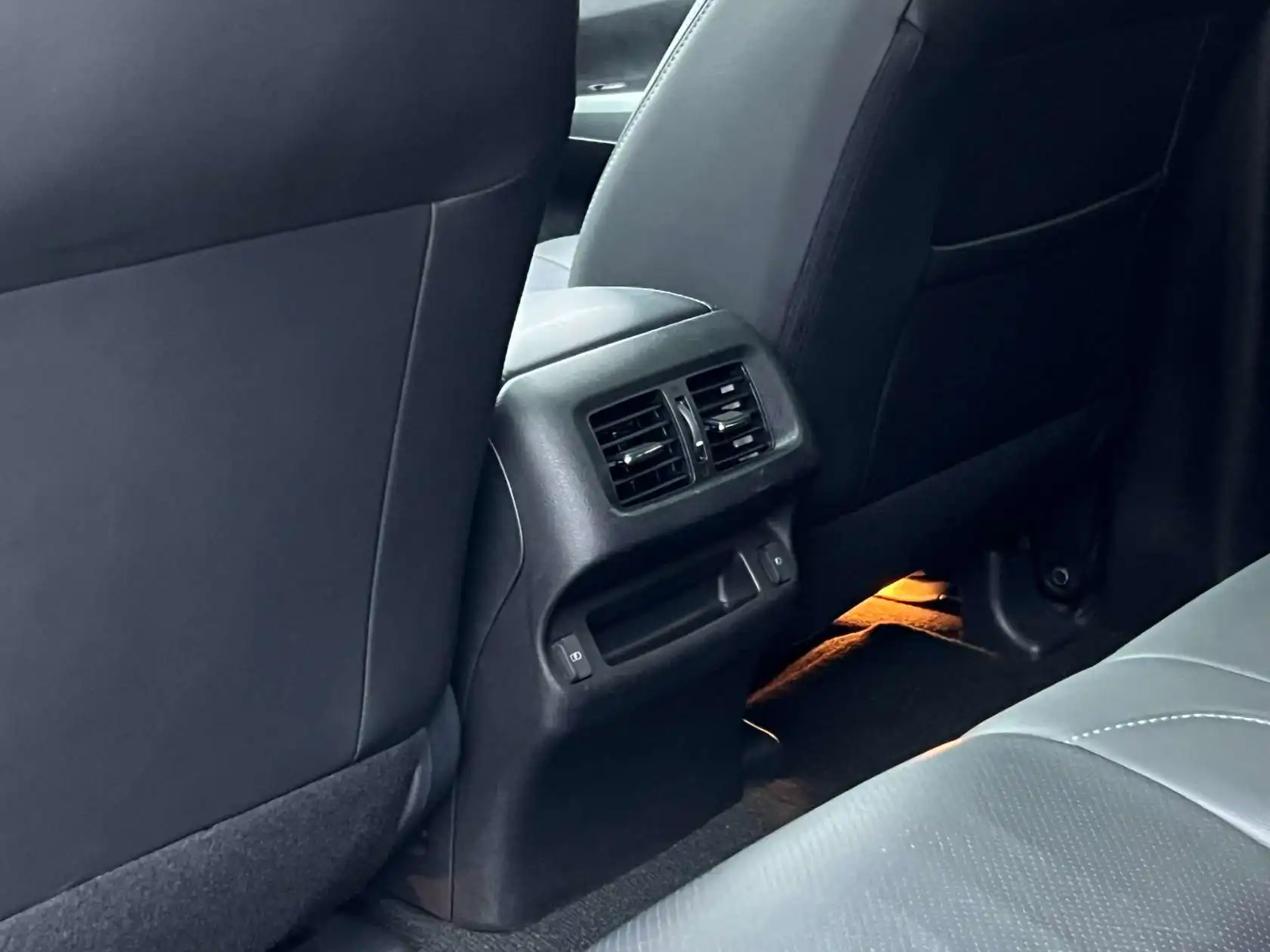 Nissan Terra, 2020 13