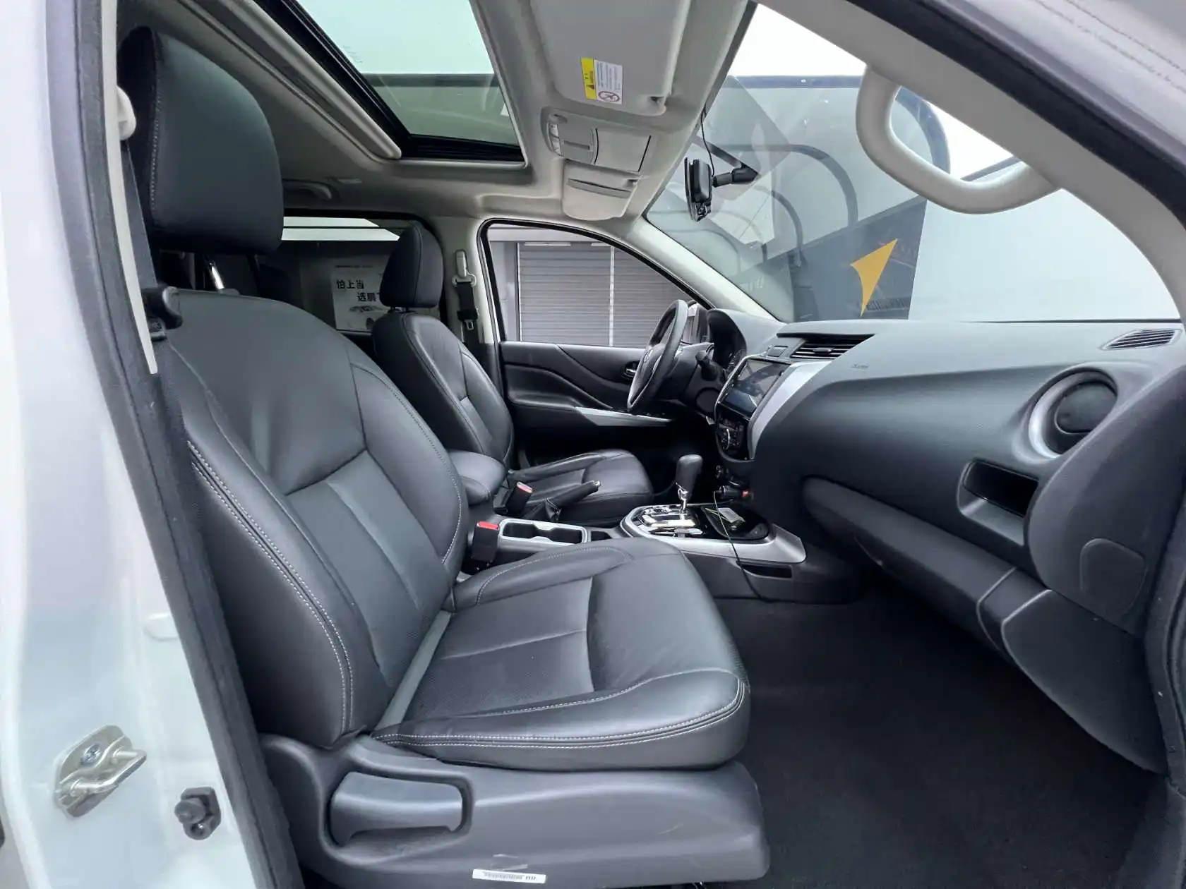 Nissan Terra, 2020 17