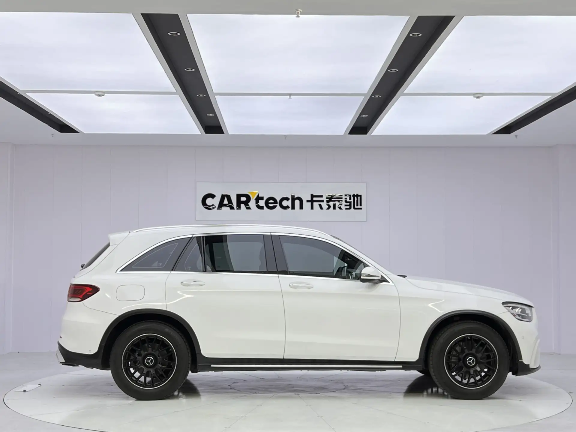 Mercedes-Benz GLC 260 L, 2022 4