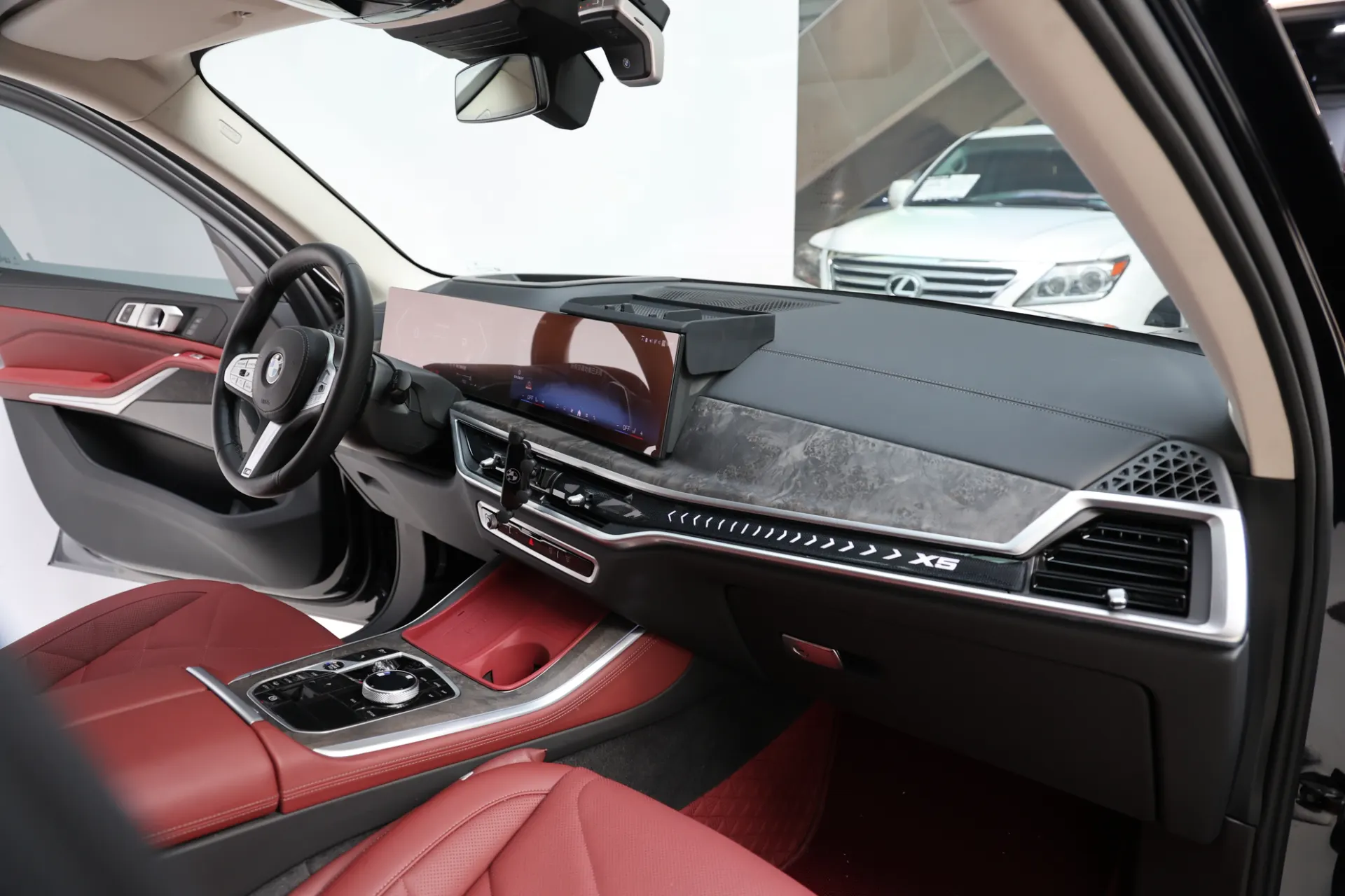 BMW X5, 2024 11