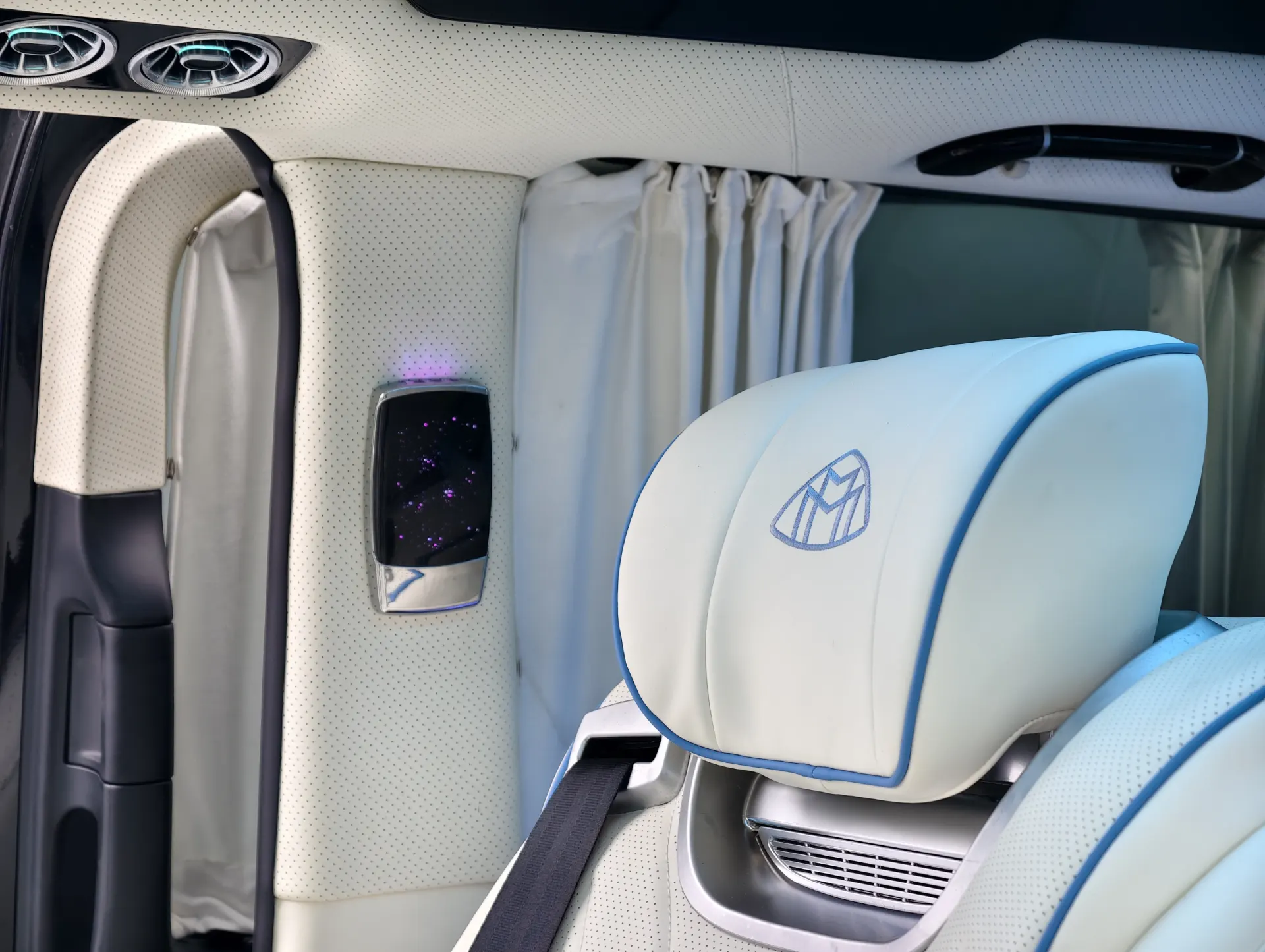 Mercedes-Benz Vito, 2023 26