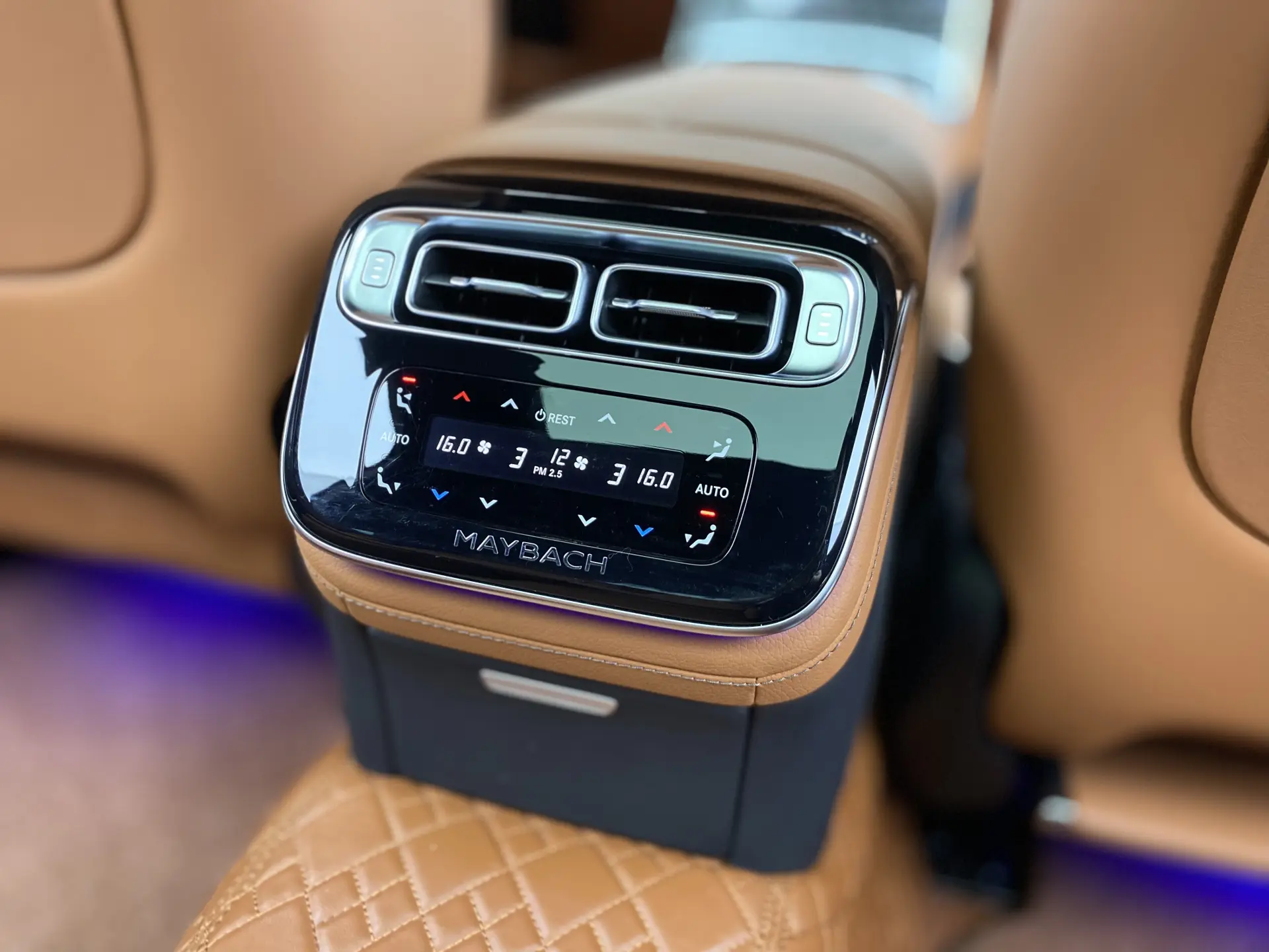 Mercedes-Benz S 480 4MATIC, 2024 27