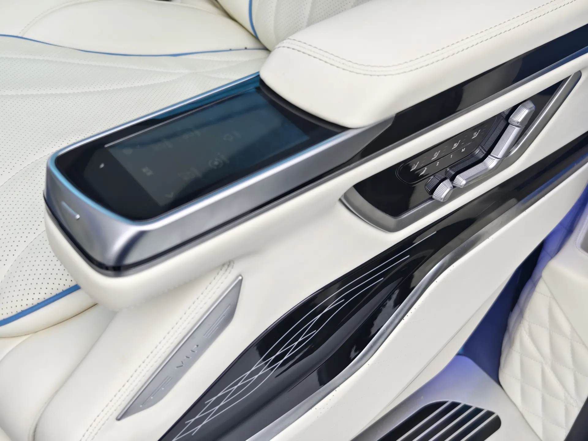 Mercedes-Benz Vito, 2023 23