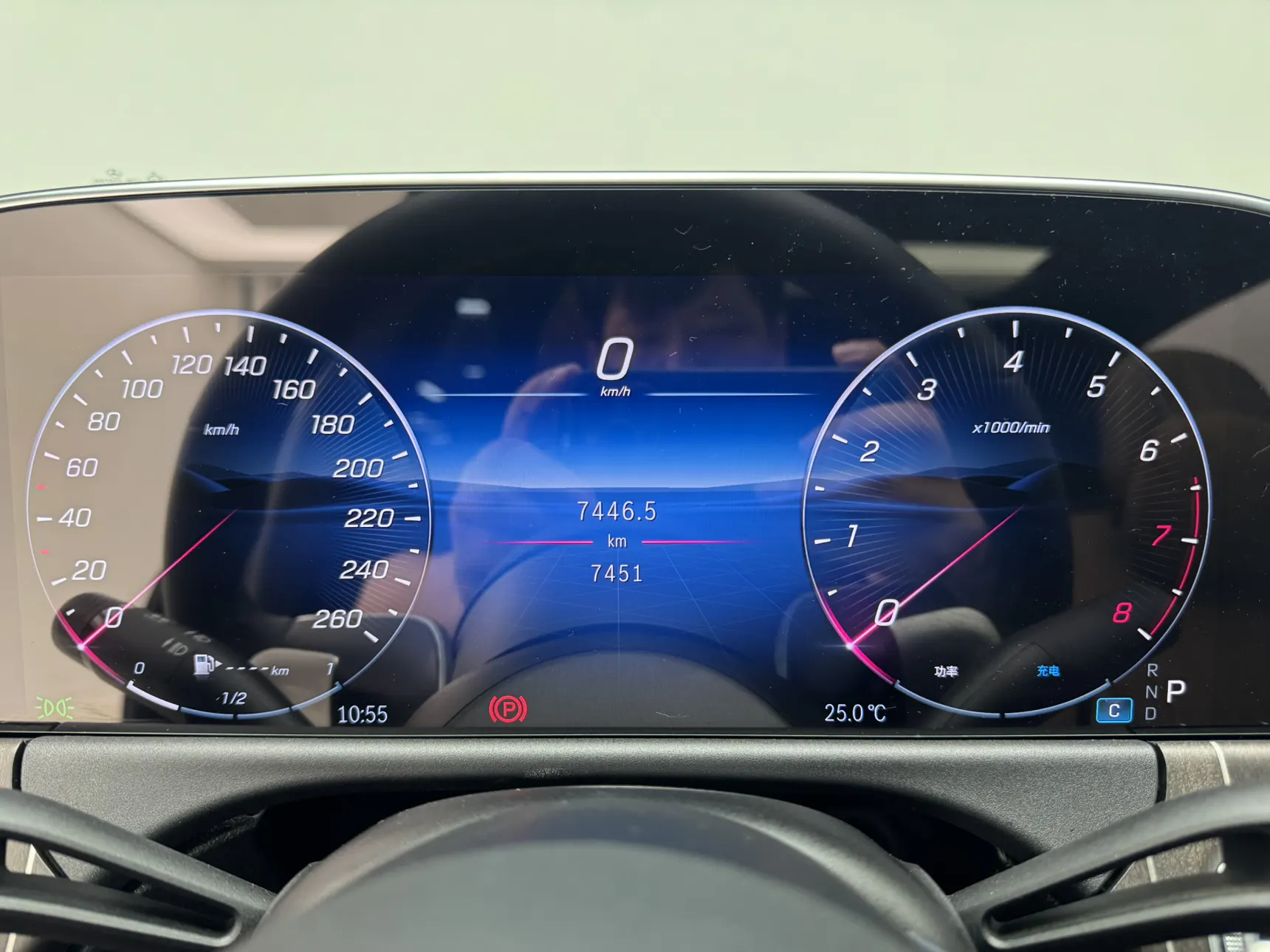 Mercedes-Benz E 300 L, 2025 12