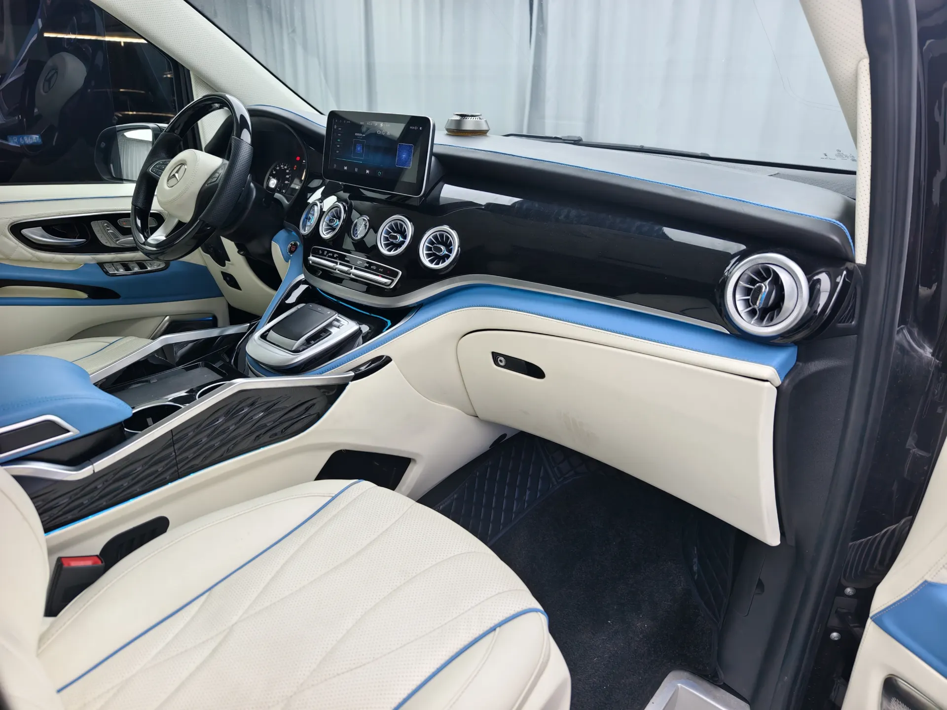 Mercedes-Benz Vito, 2023 15