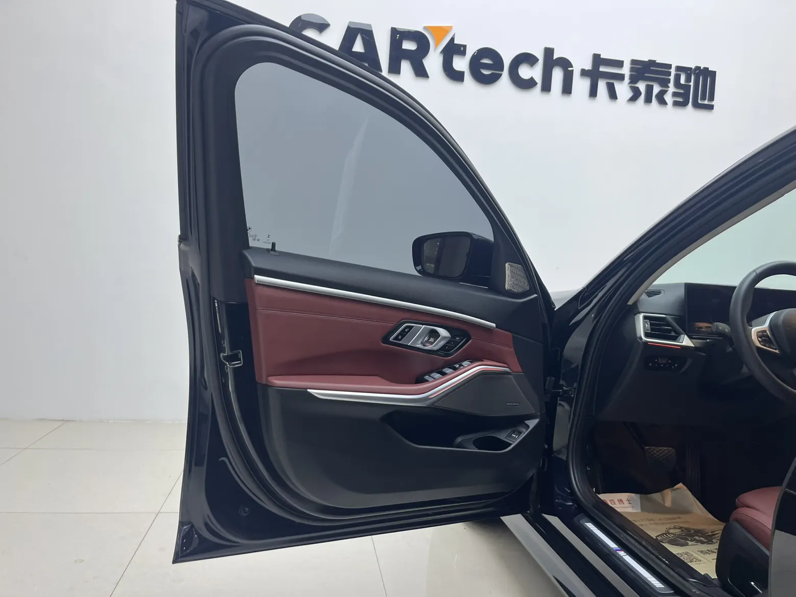 BMW 325Li, 2024 11