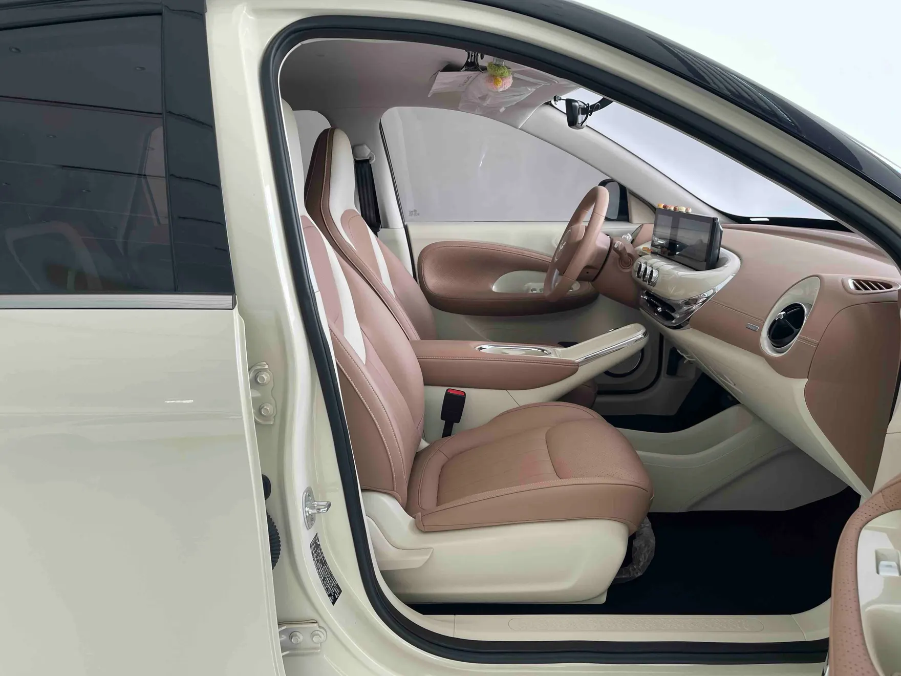 Wuling Bingo, 2025 11