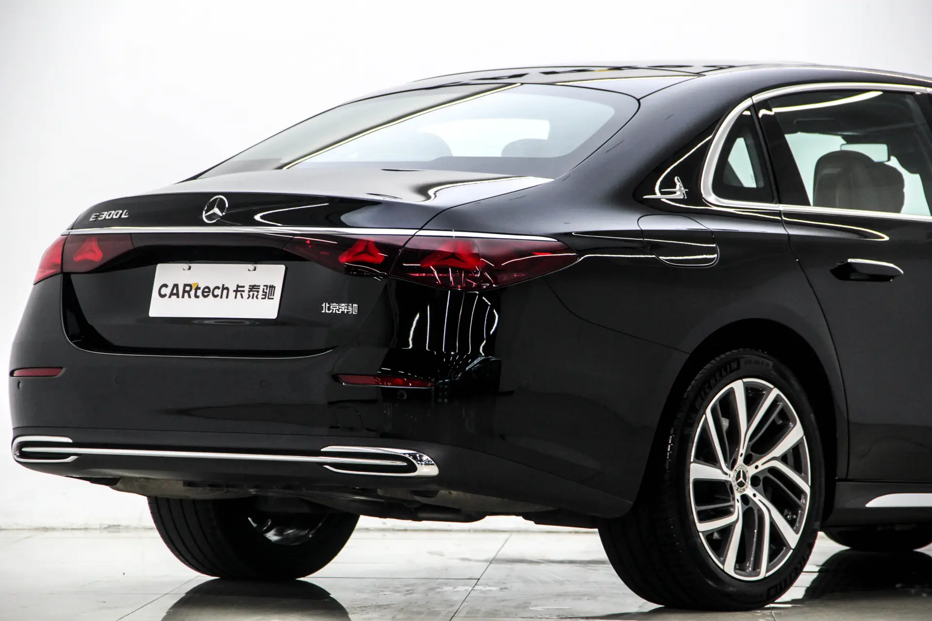 Mercedes-Benz E 300 L, 2024 8