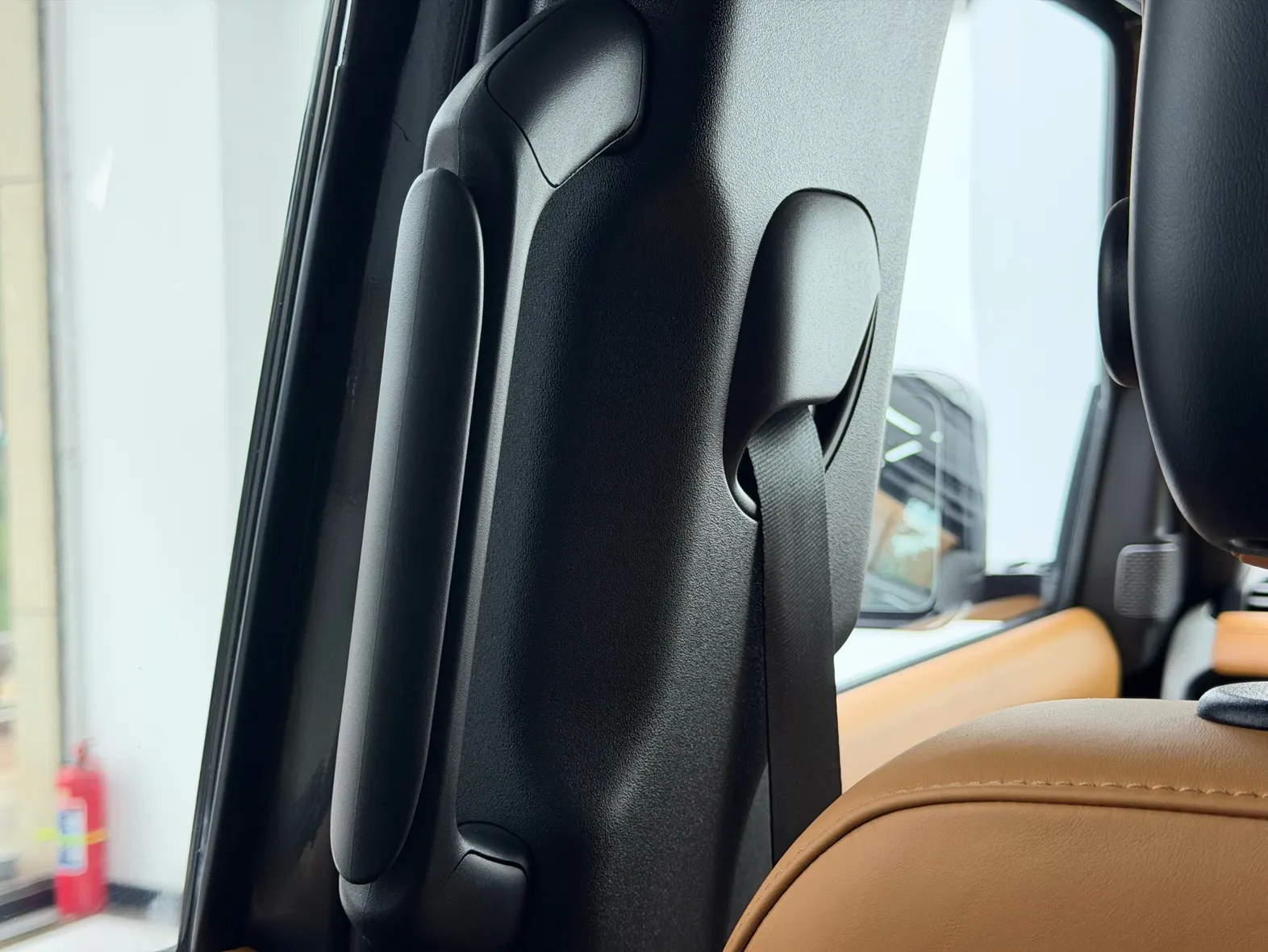 Land Rover Defender, 2023 29