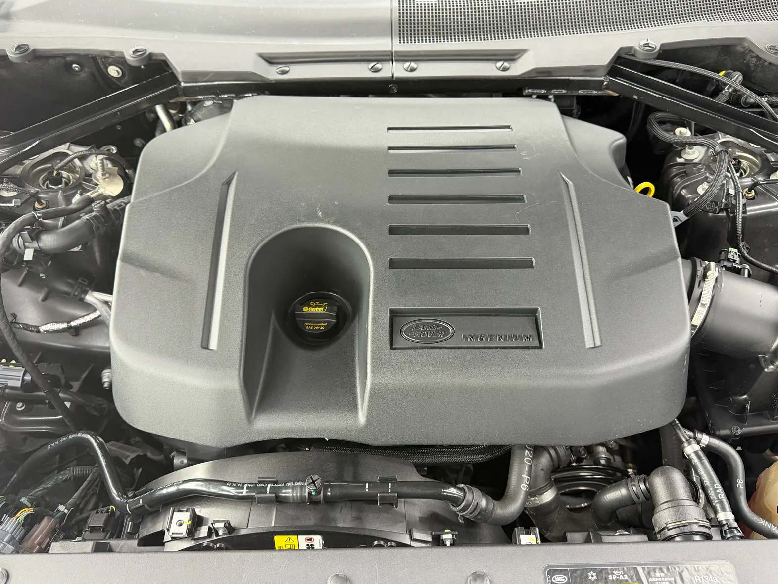 Land Rover Defender, 2023 6