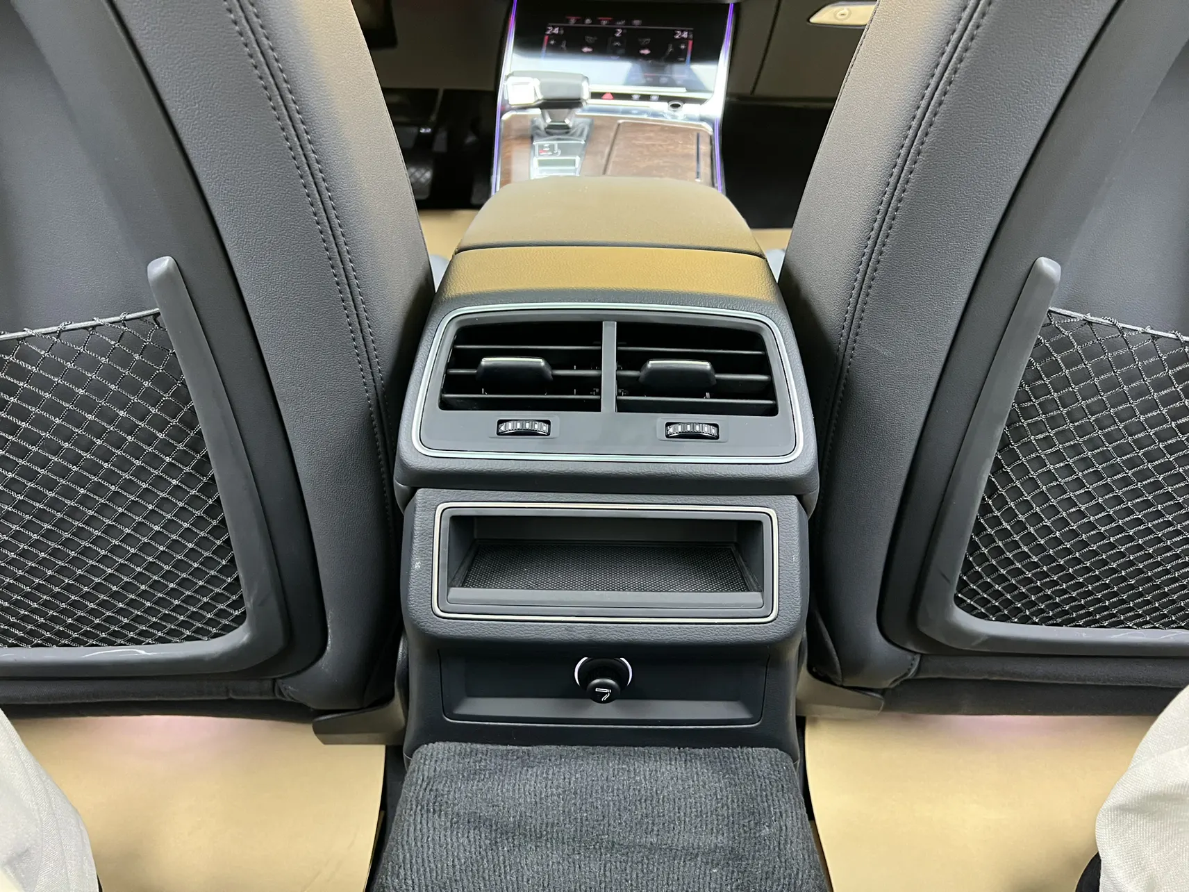 Audi A6, 2020 24