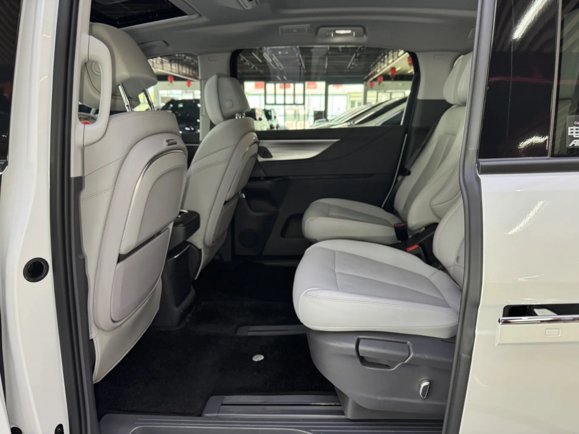 Buick GL8, 2025 19
