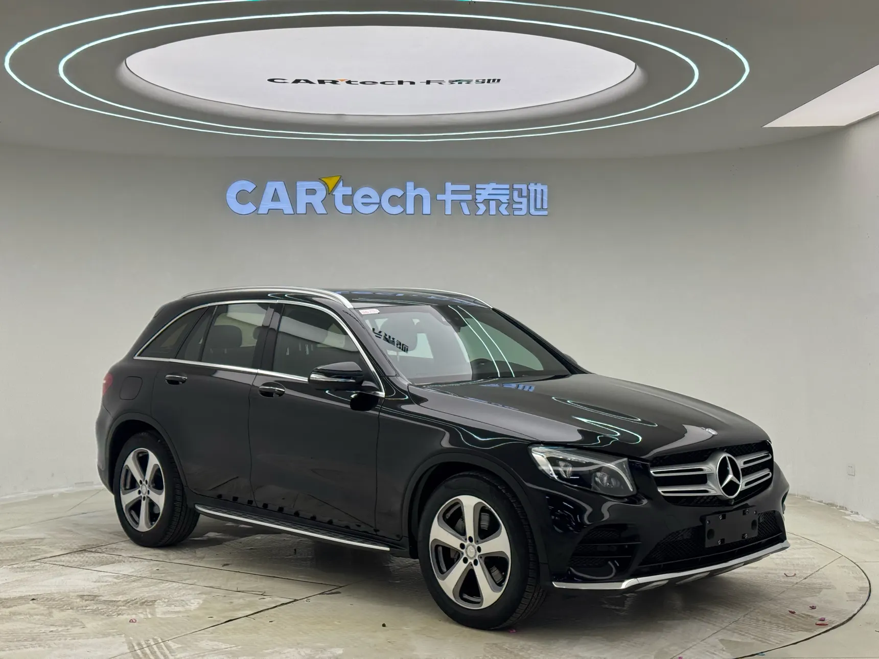 Mercedes-Benz GLC 300 4MATIC, 2017 2