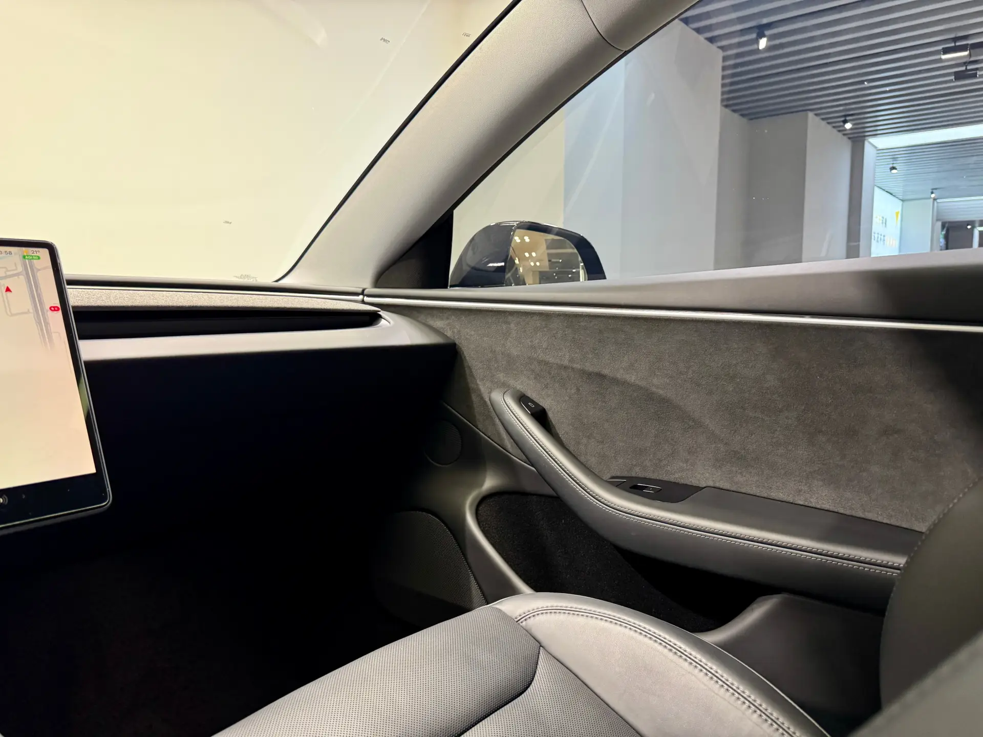 Tesla Model 3, 2024 15